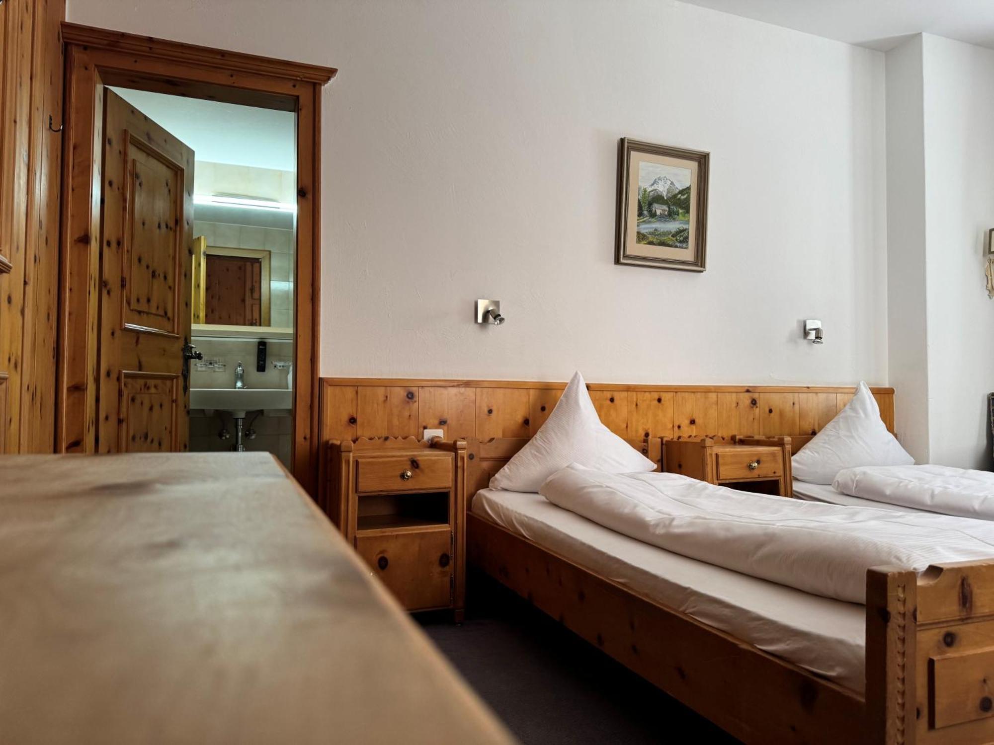 Double Room,1658853601:JPEG