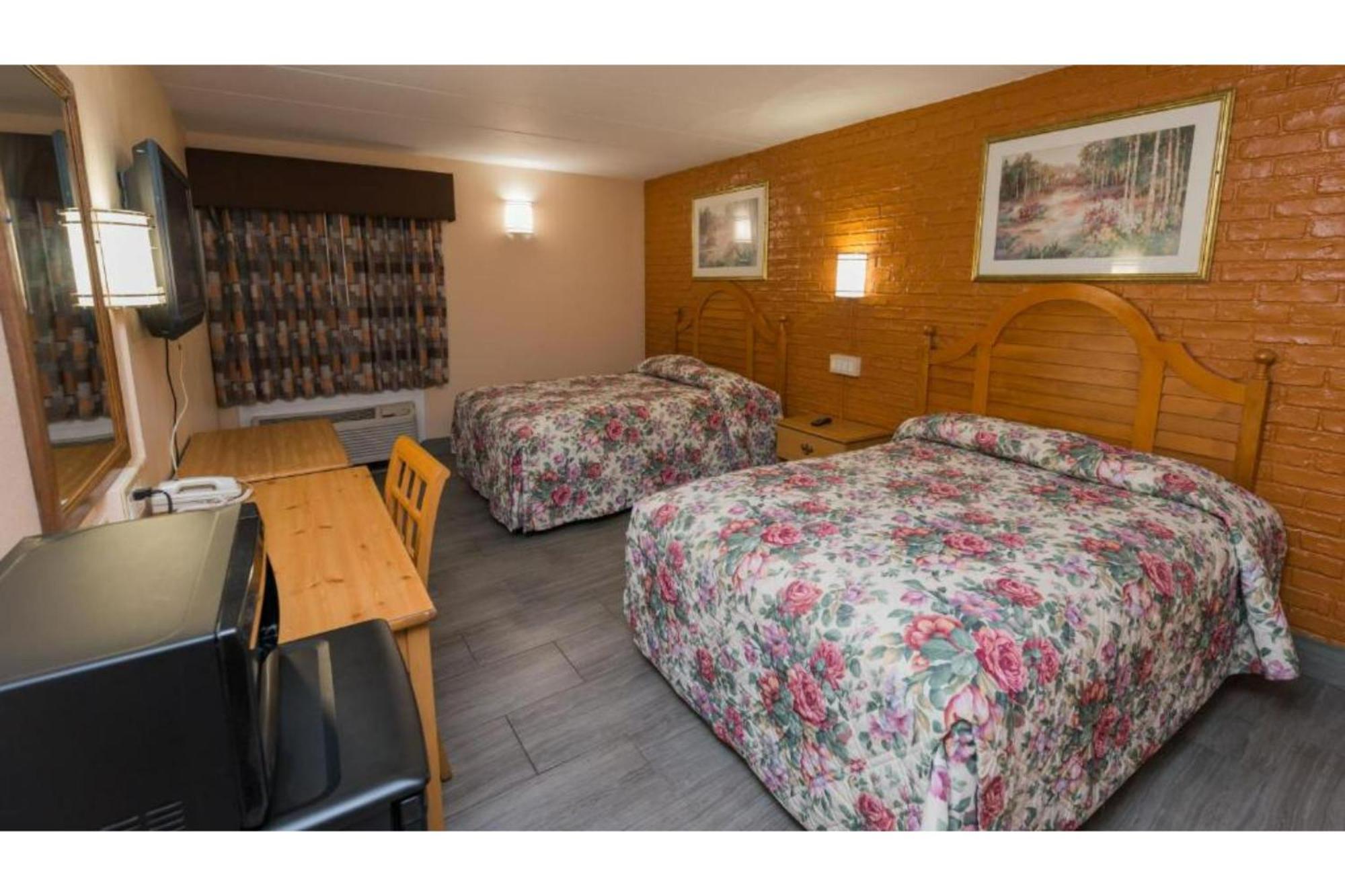 2 Full Bed