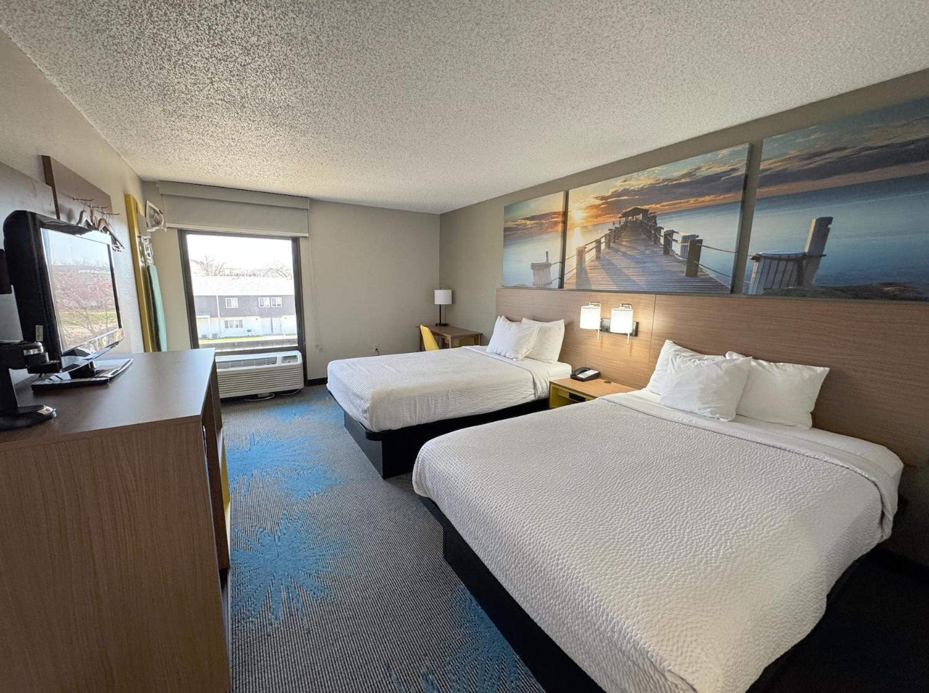 Deluxe Double Room with Two Double Beds - Non-Smoking