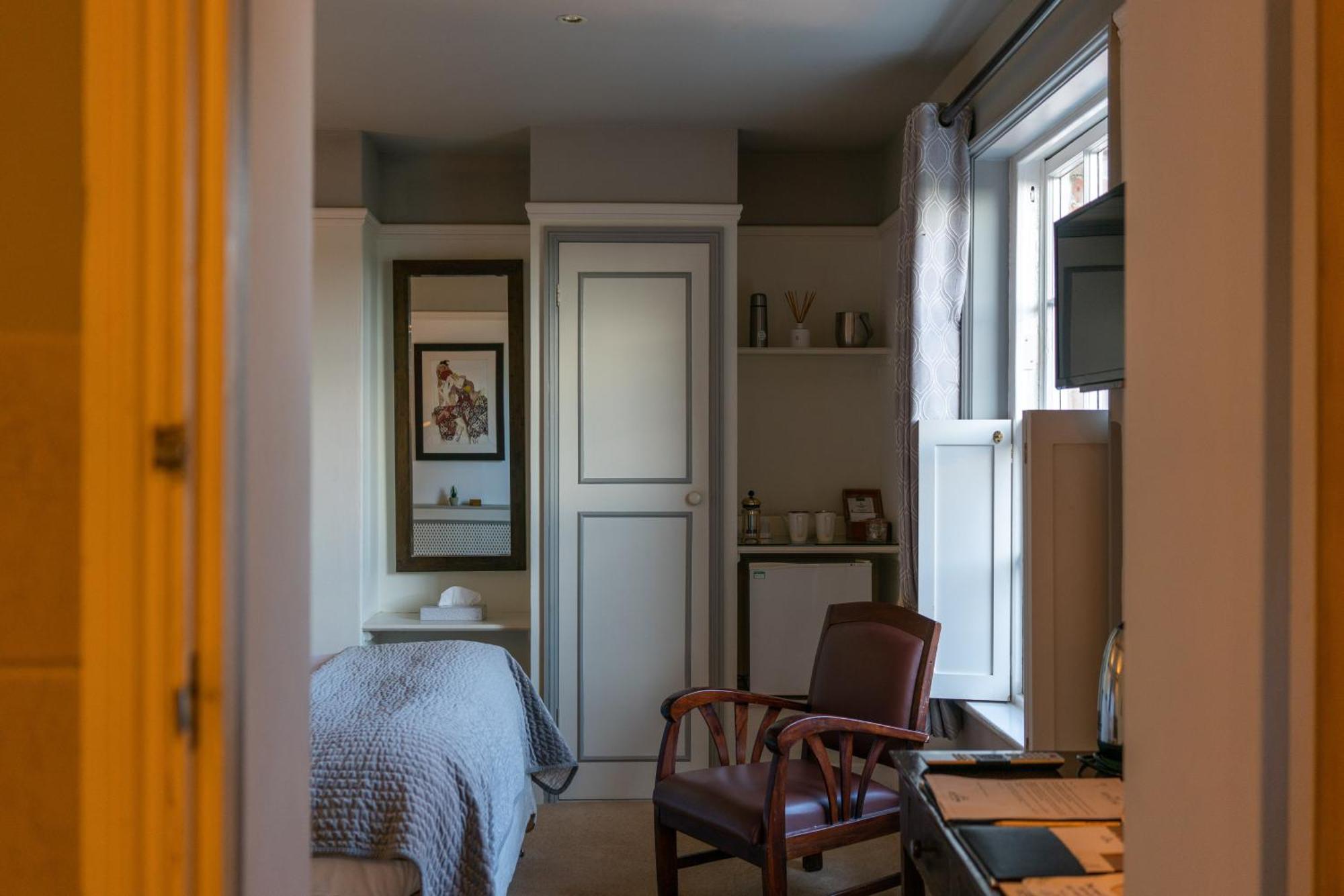 Classic Room,1659473900:JPEG