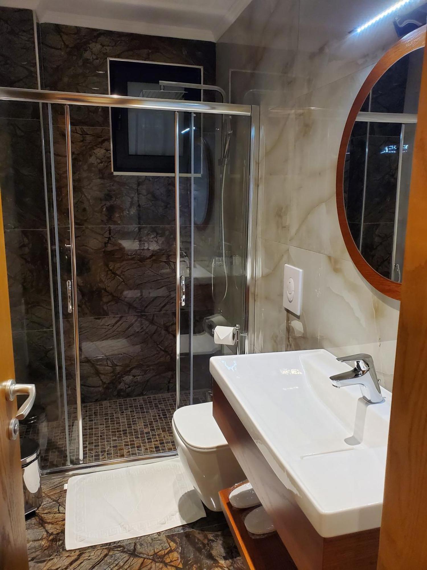 Double or Twin Room Ground Floor