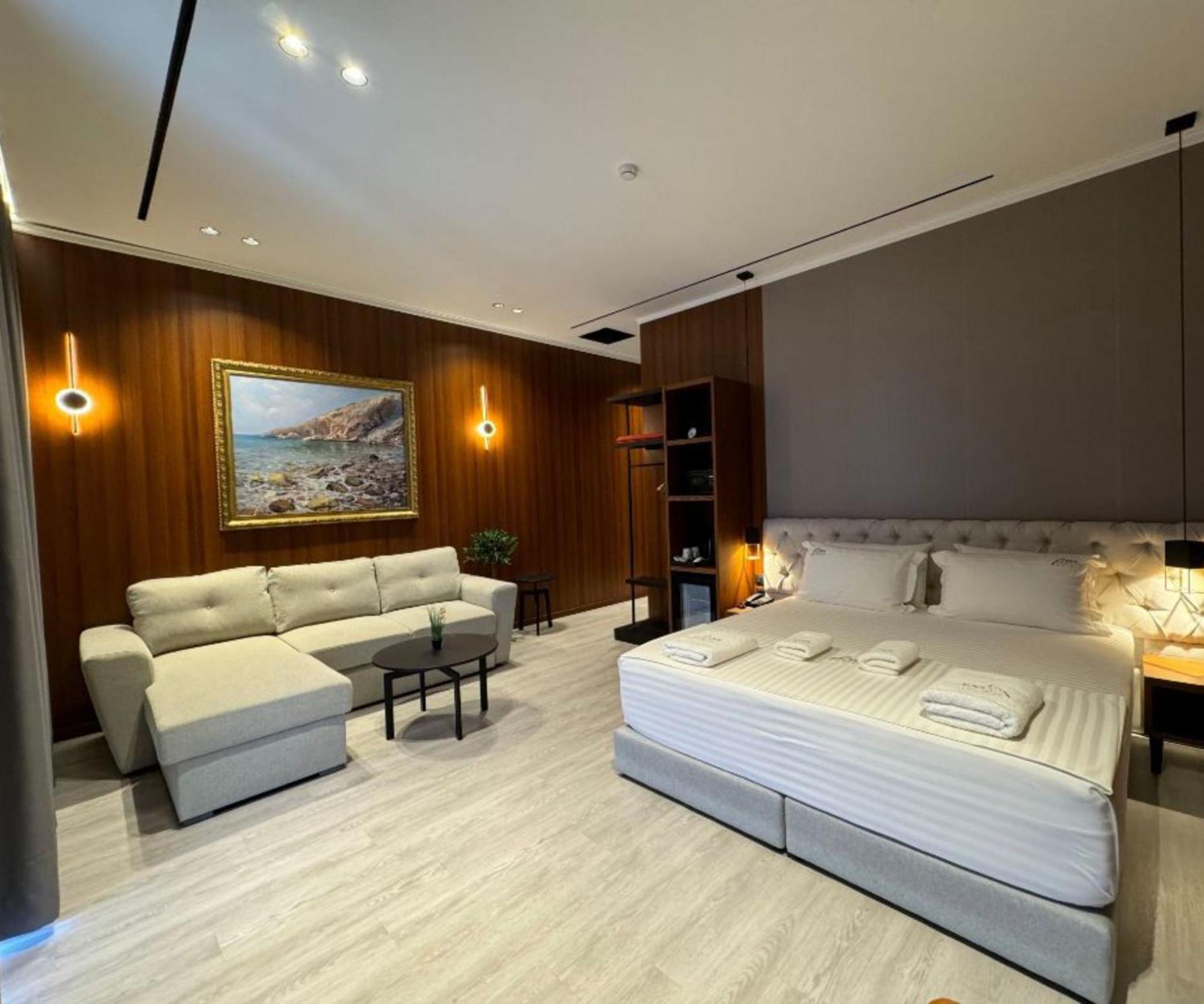 Junior Suite