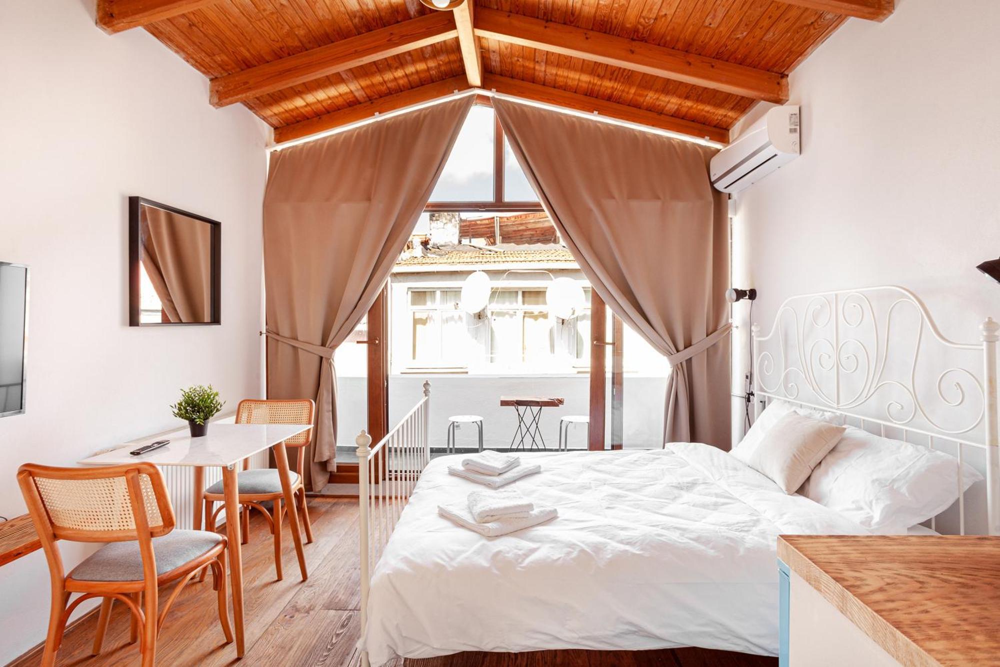 Double Room with Balcony