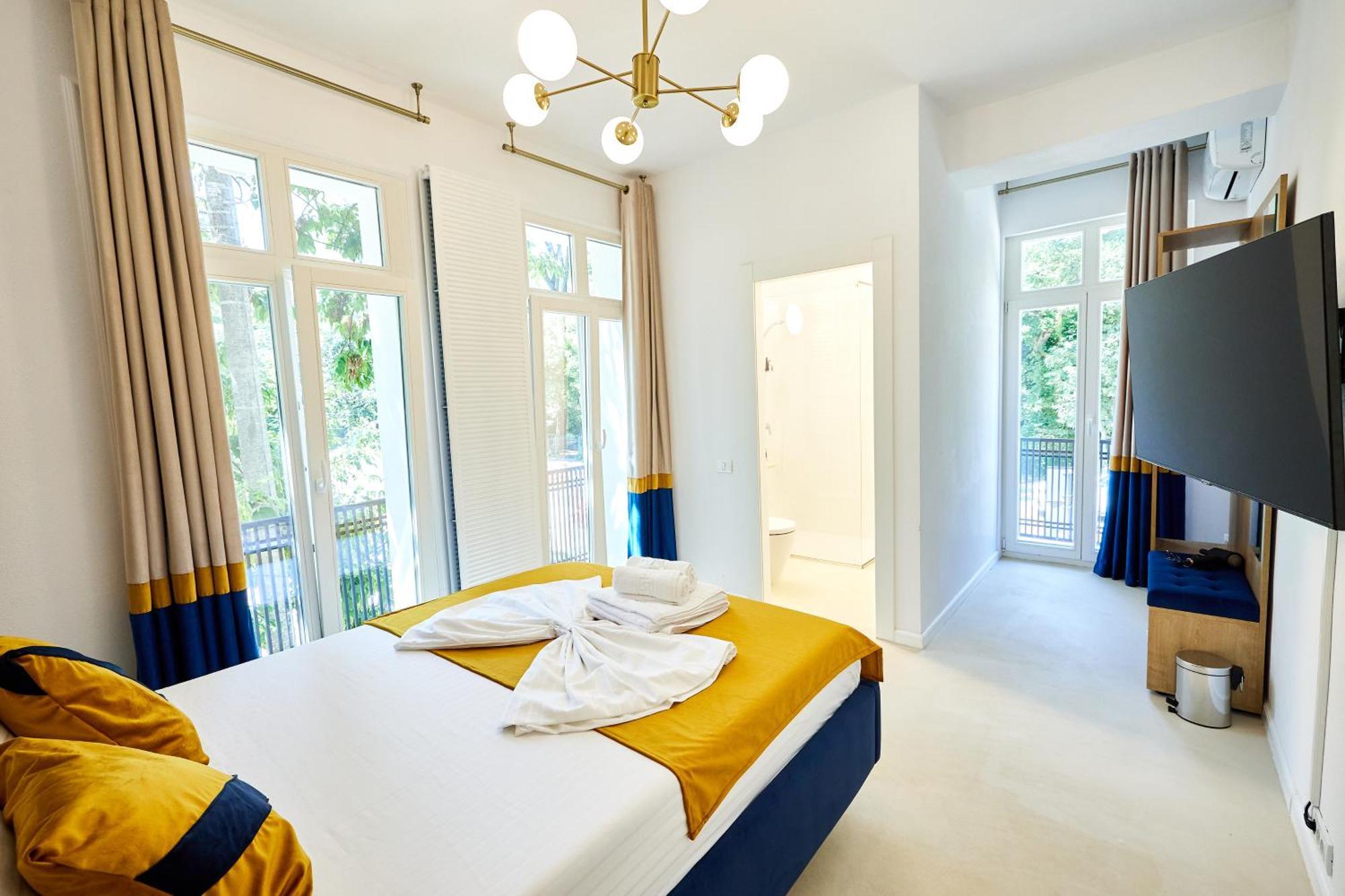 Deluxe Double Room with Balcony