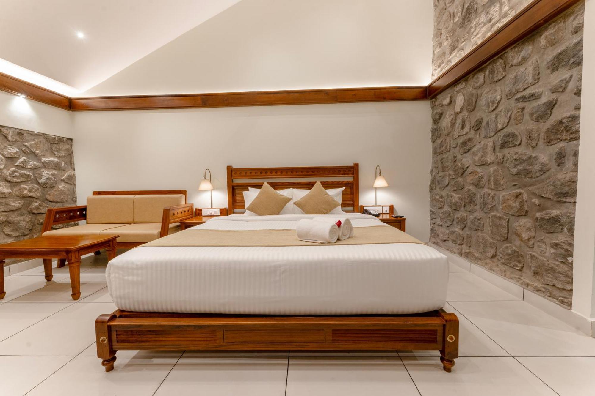 Alpine Haven with 10% off on session of Spa,Buffet/Drinks/a la carte & Complimentary Bonfire,Plantation Walk