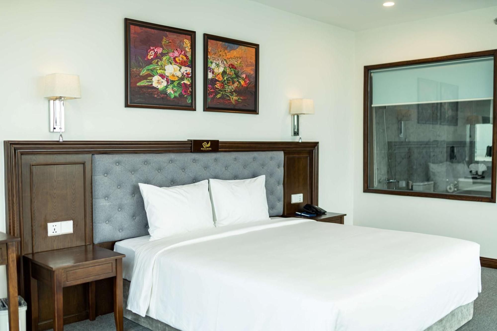 Phòng Deluxe Giường Đôi