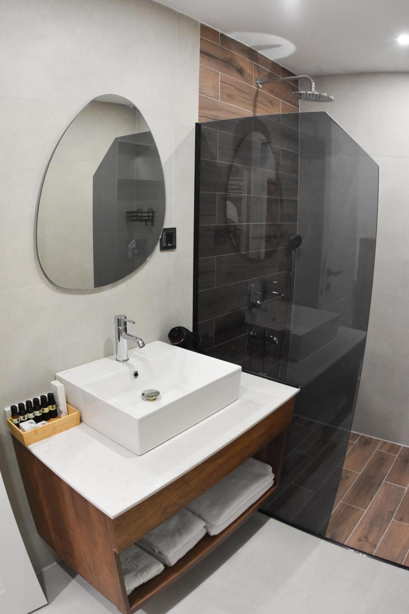 Deluxe Çift Kişilik Oda - Balkonlu