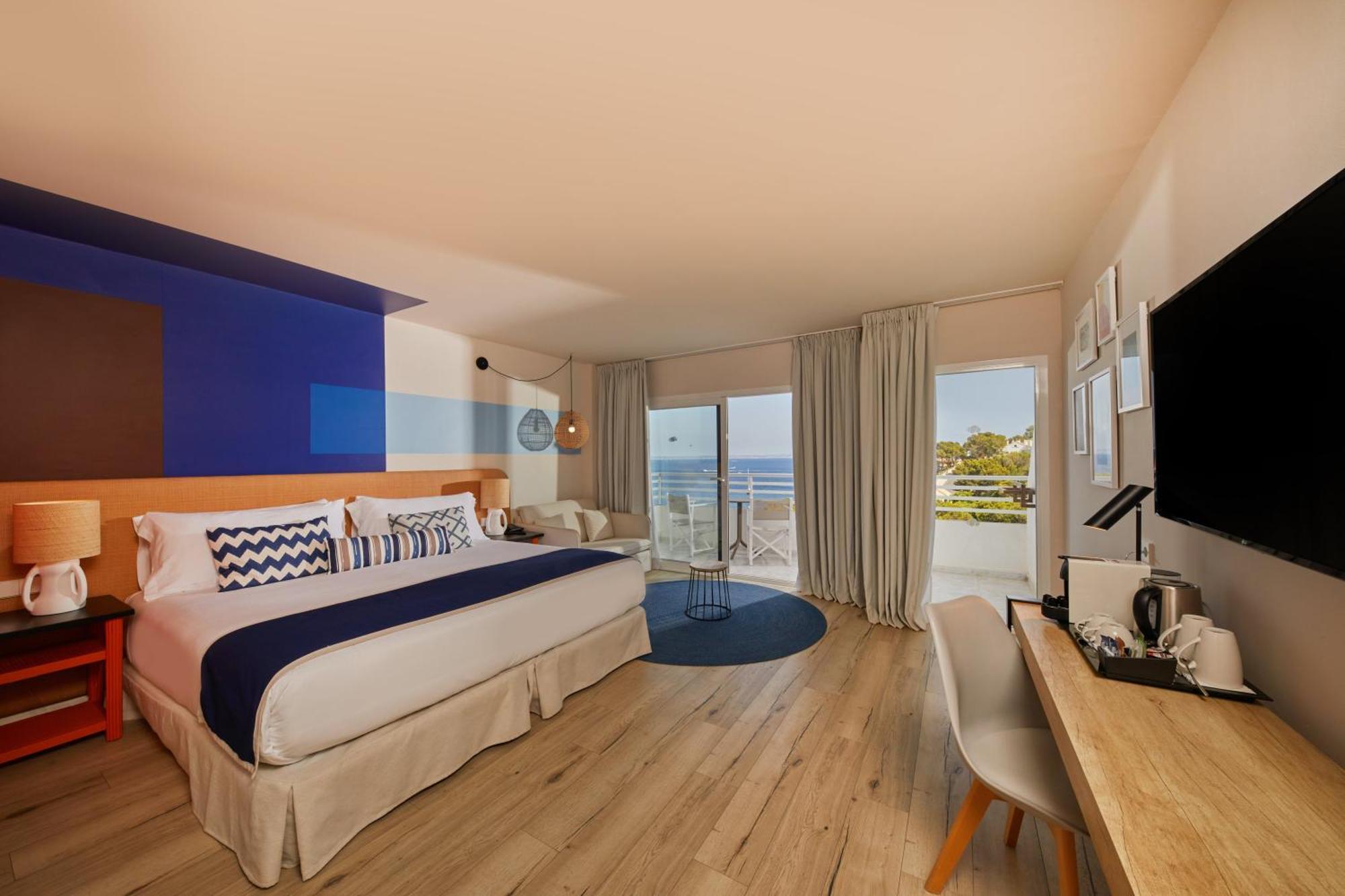 My Favorite Club Double Premium Sea View