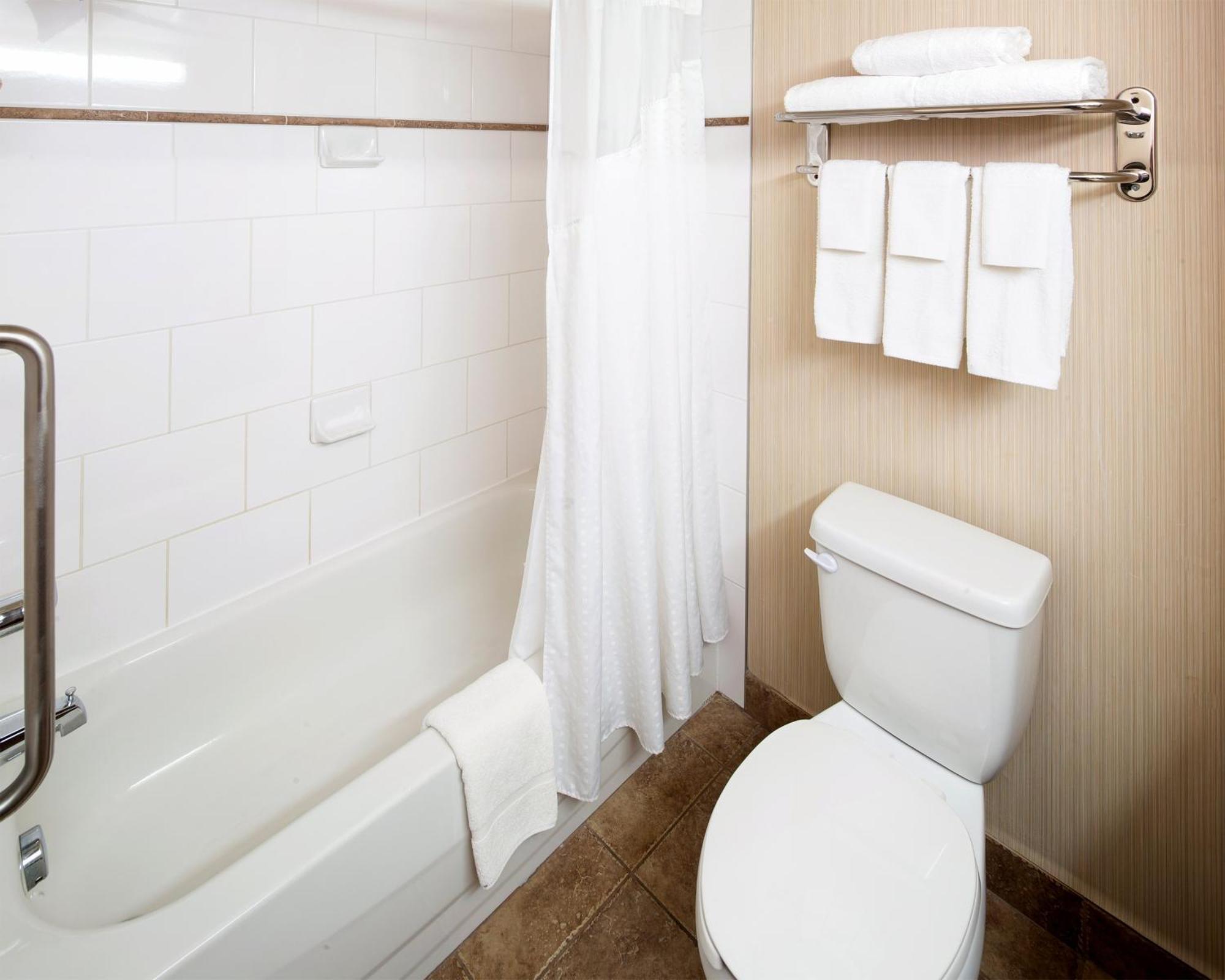 King Suite with Spa Bath