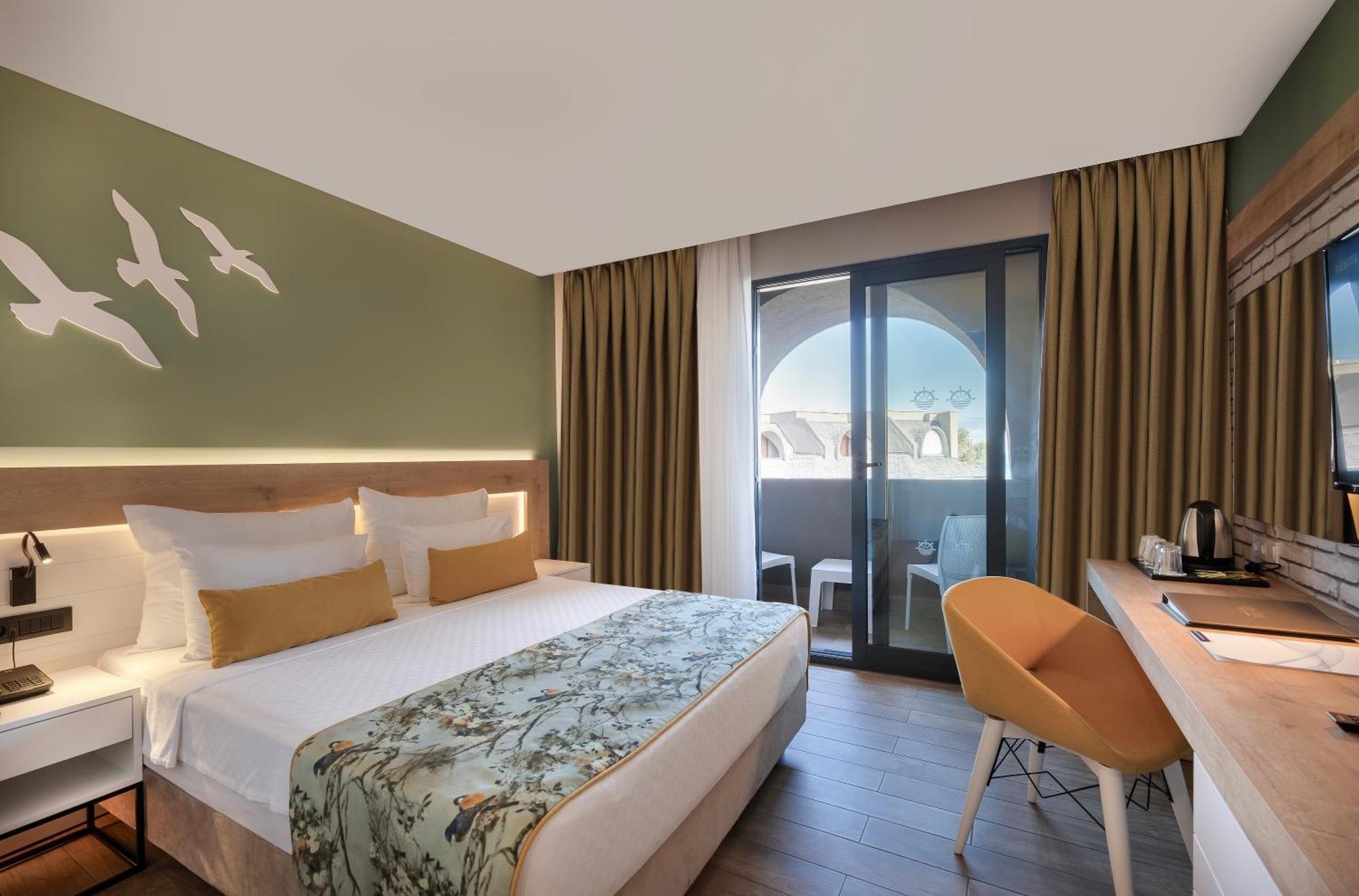Standard Double or Twin Room,1660300231:JPEG