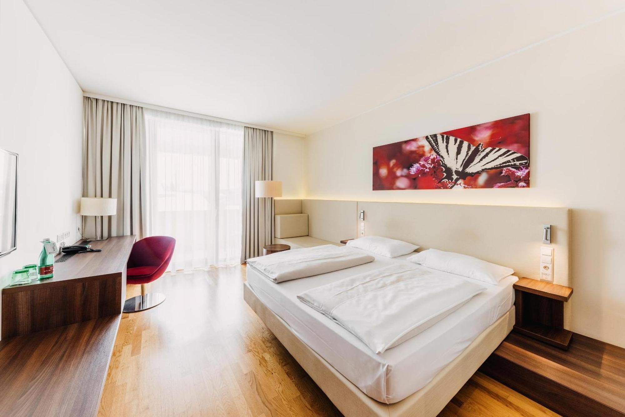 Double Room with Balcony and Thermal Bath Access