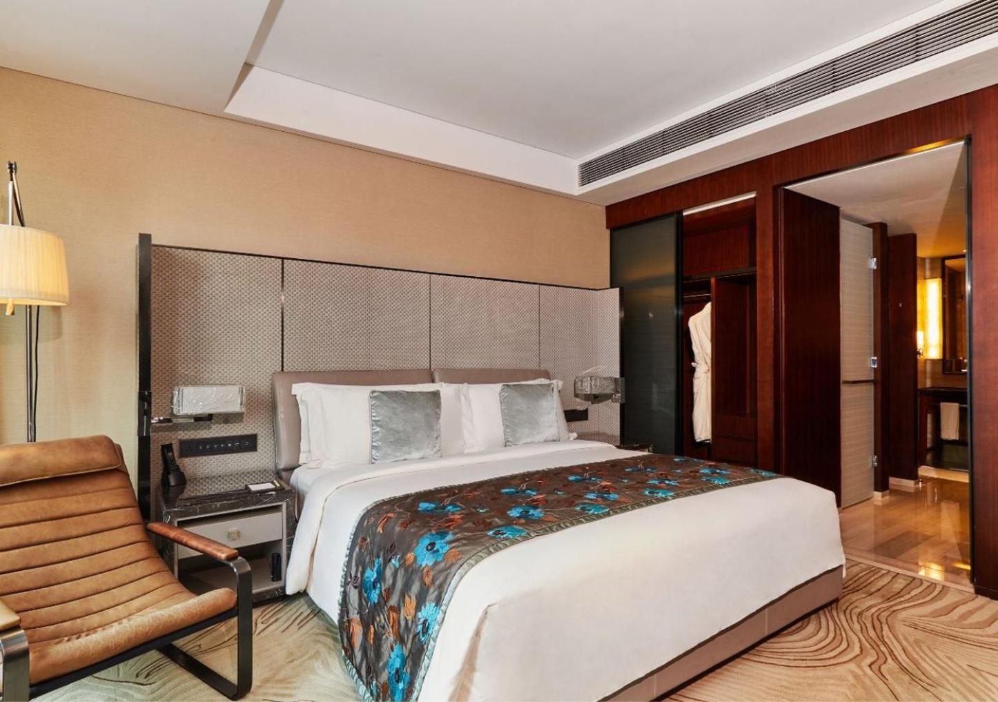 Two-Bedroom Apartment with City View