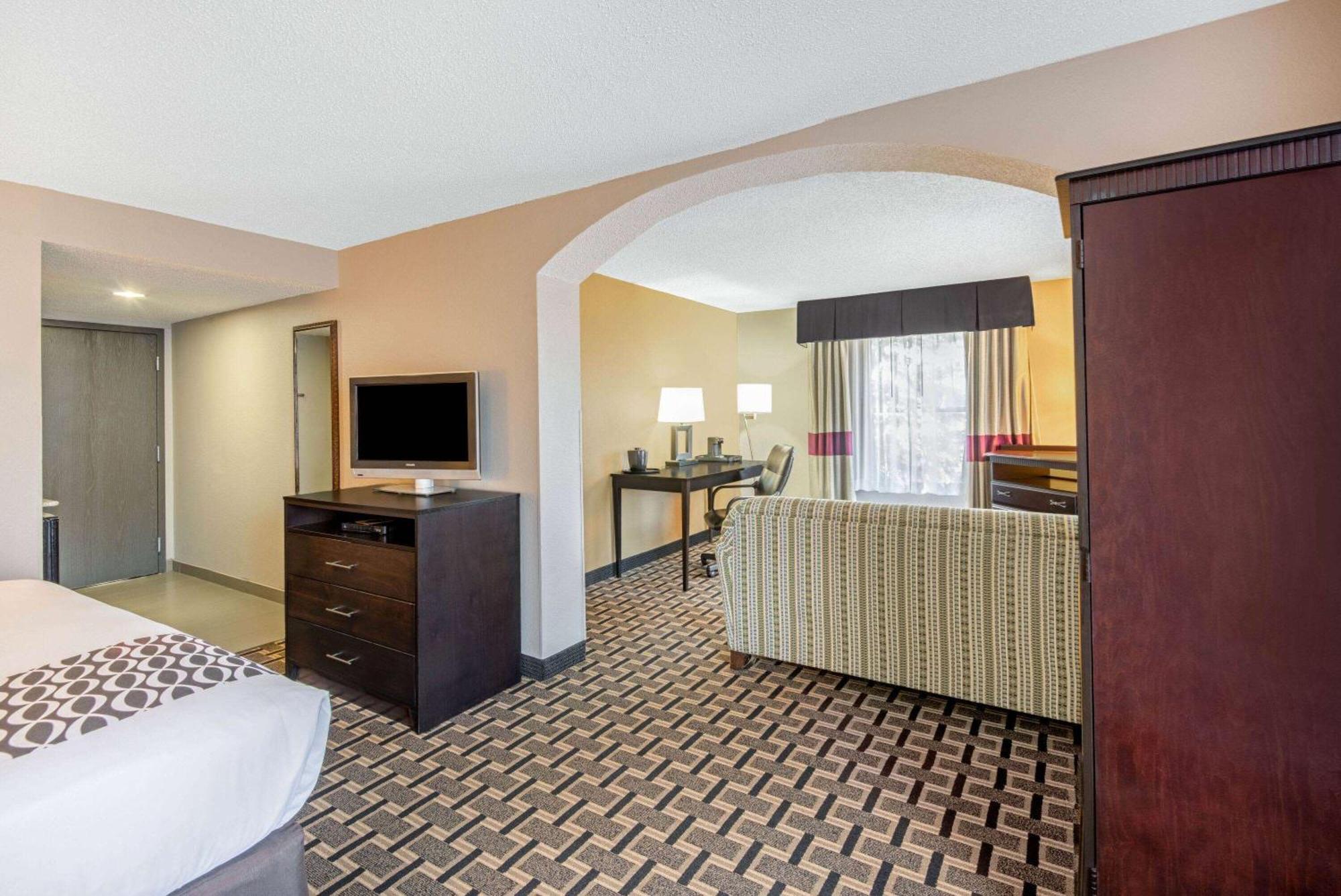 Executive King Room