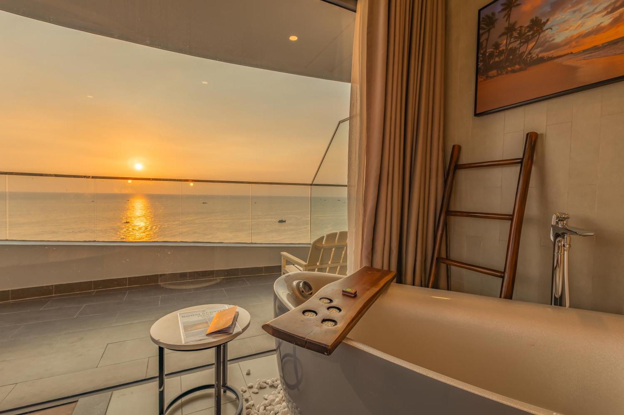 Sunset Premium Ocean Panorama