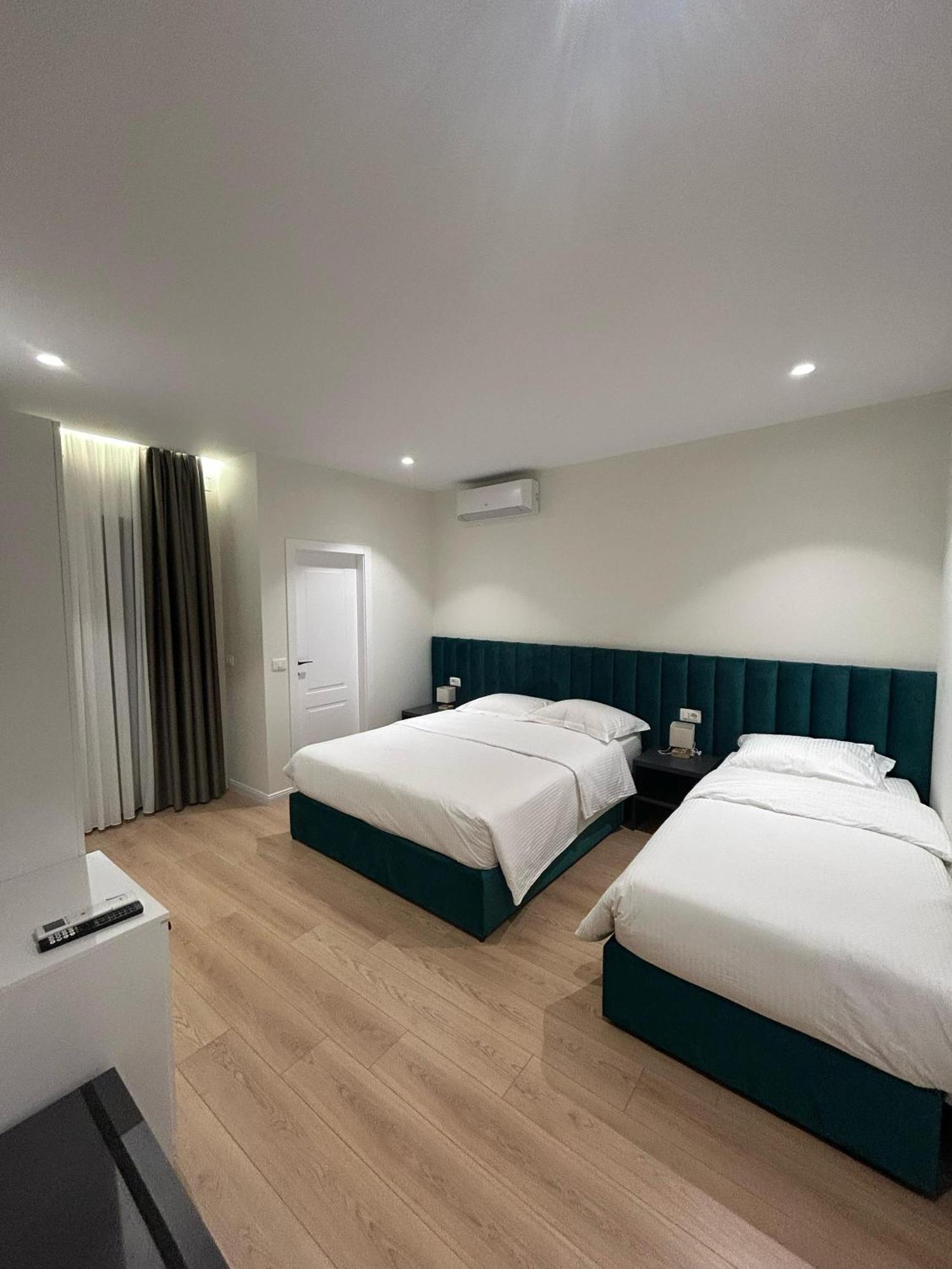 Superior Triple Room,1660449645:JPEG