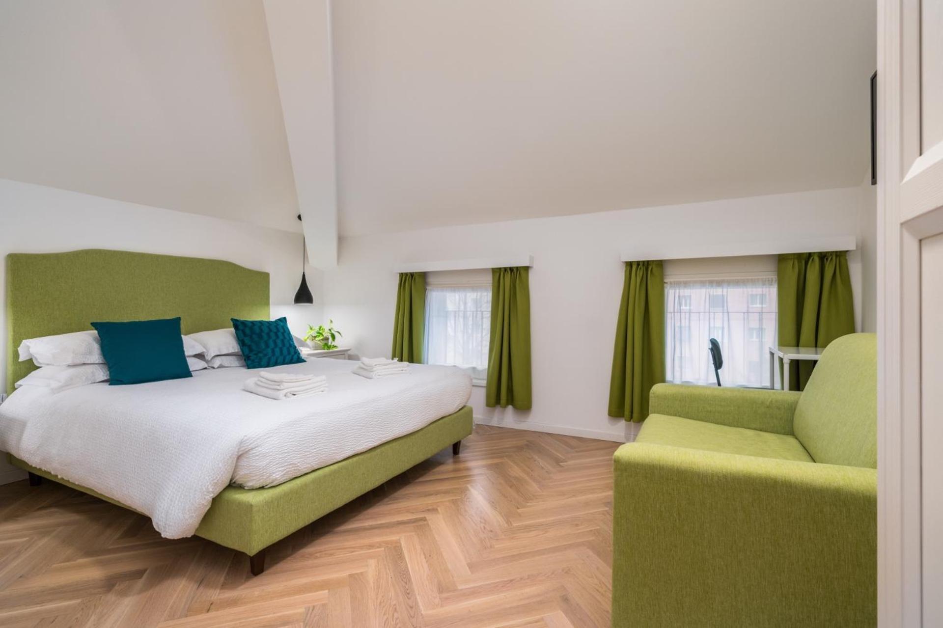 Triple Room with Private Bathroom