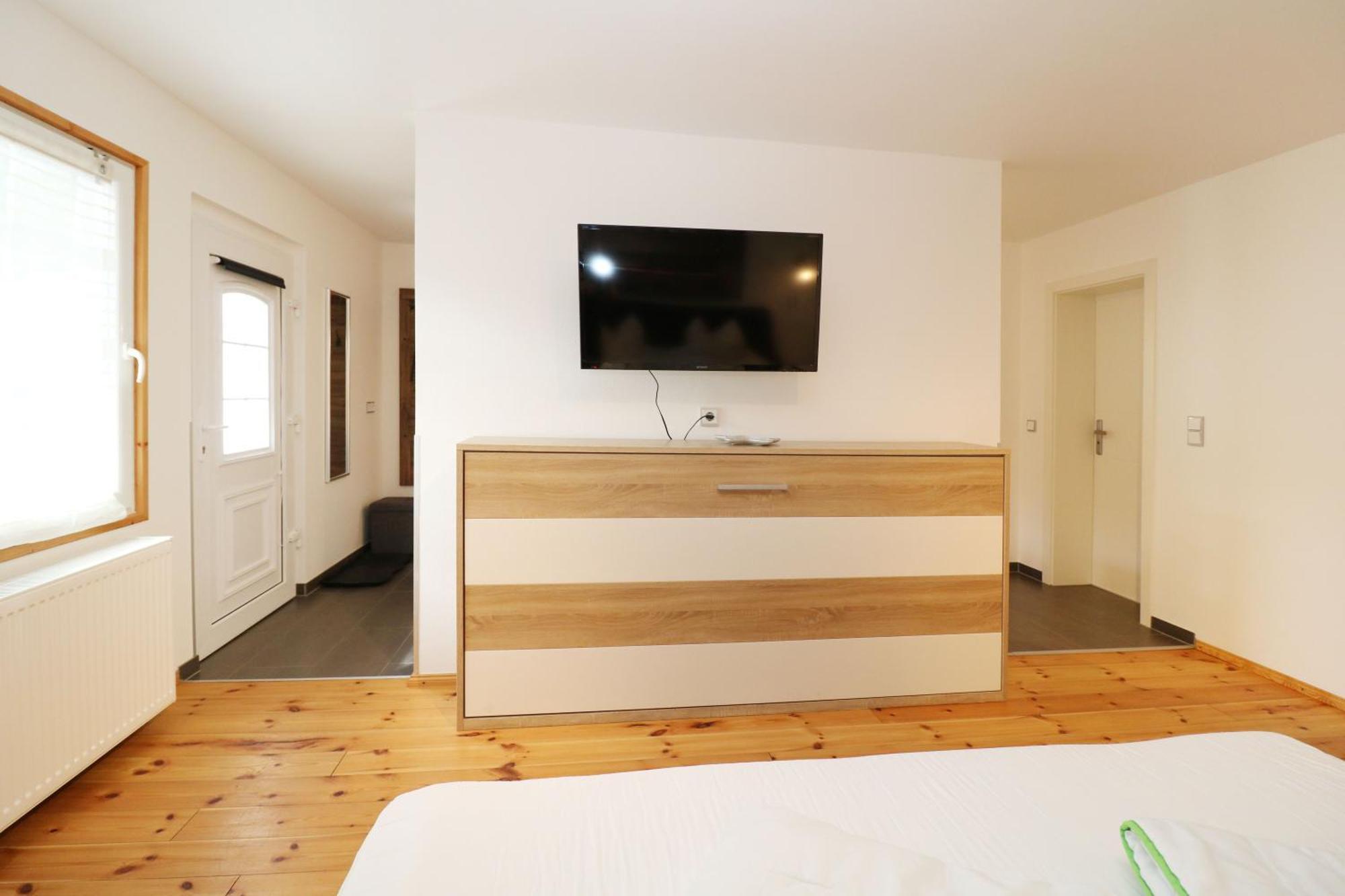 Dreibettzimmer mit Terrasse