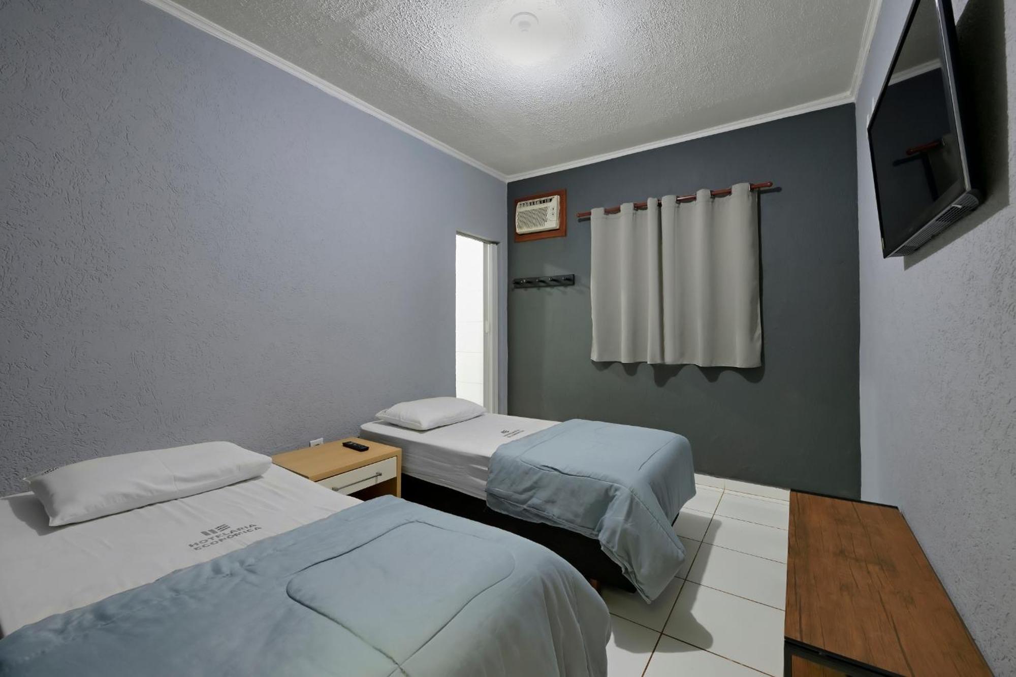 Quarto Duplo com Banheiro Privativo