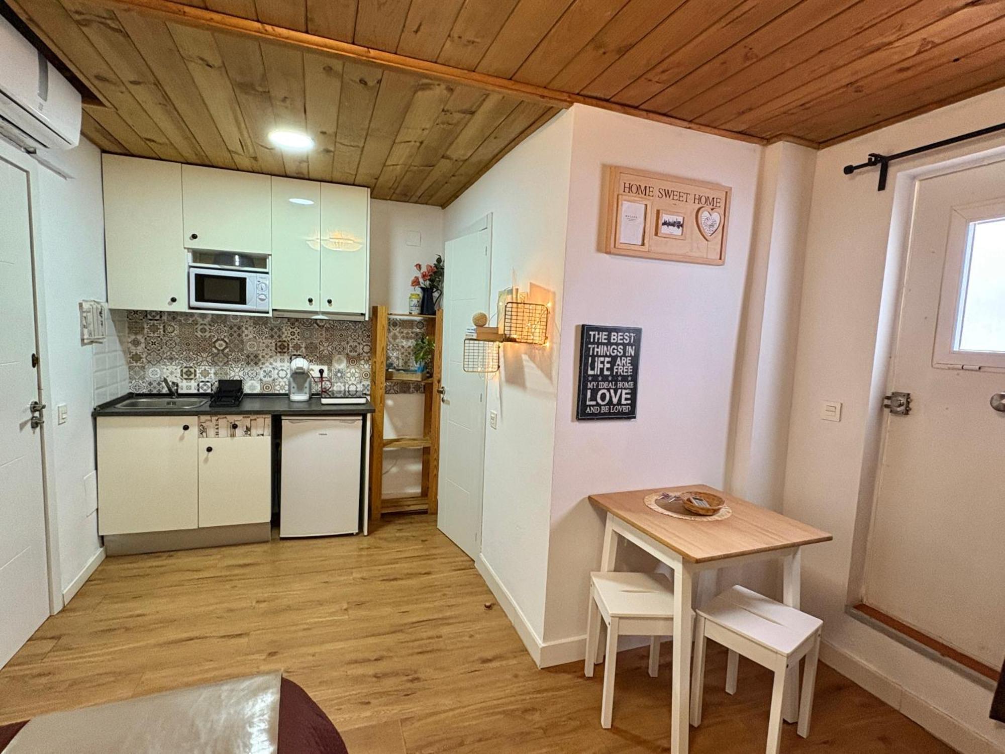 Estudio con terraza