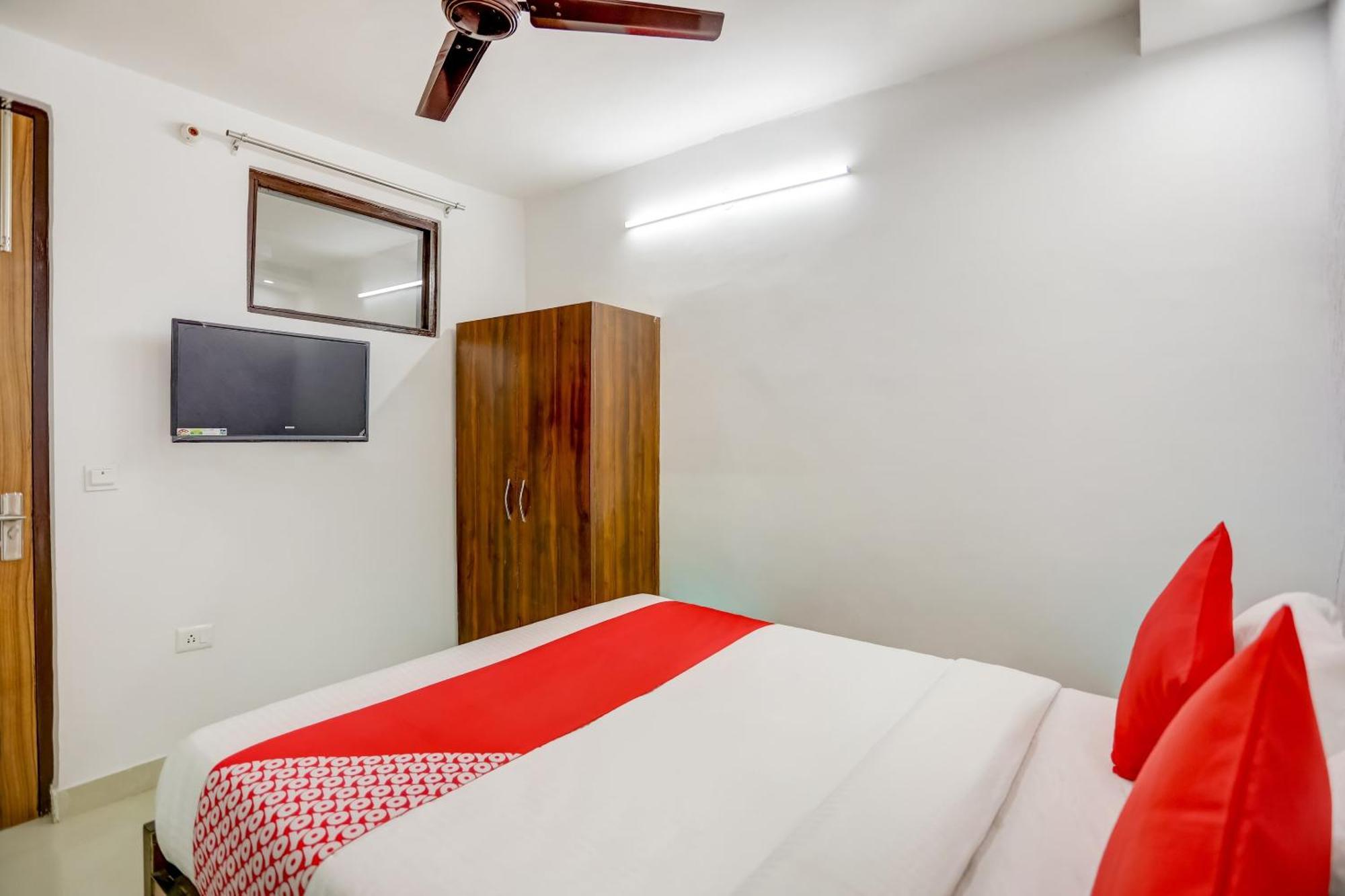 Small Double Room,1661163992:JPEG