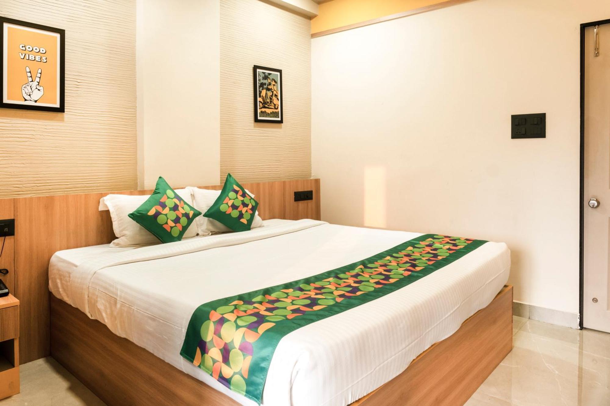Premium Room with Balcony