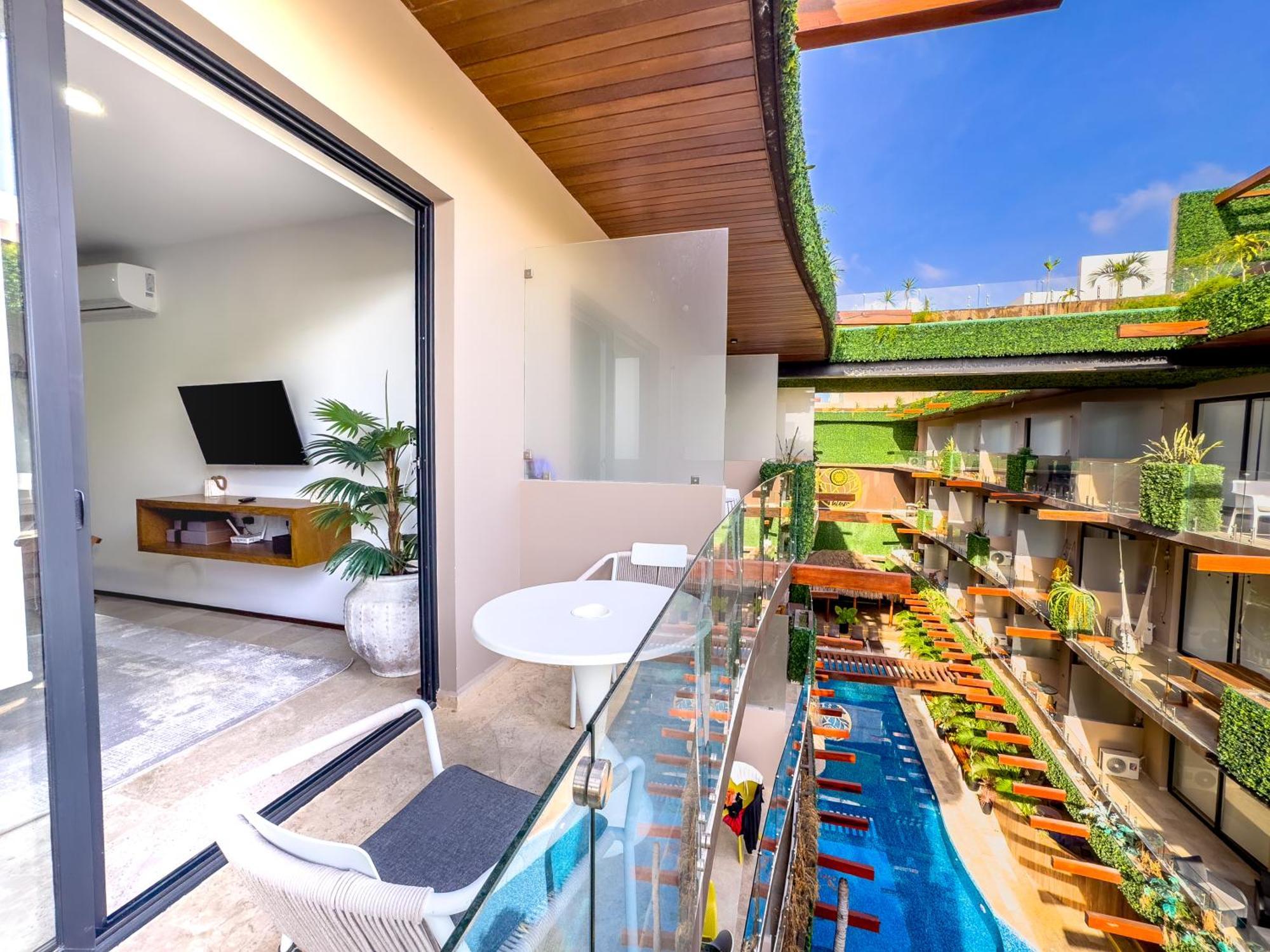Double Room Pool View