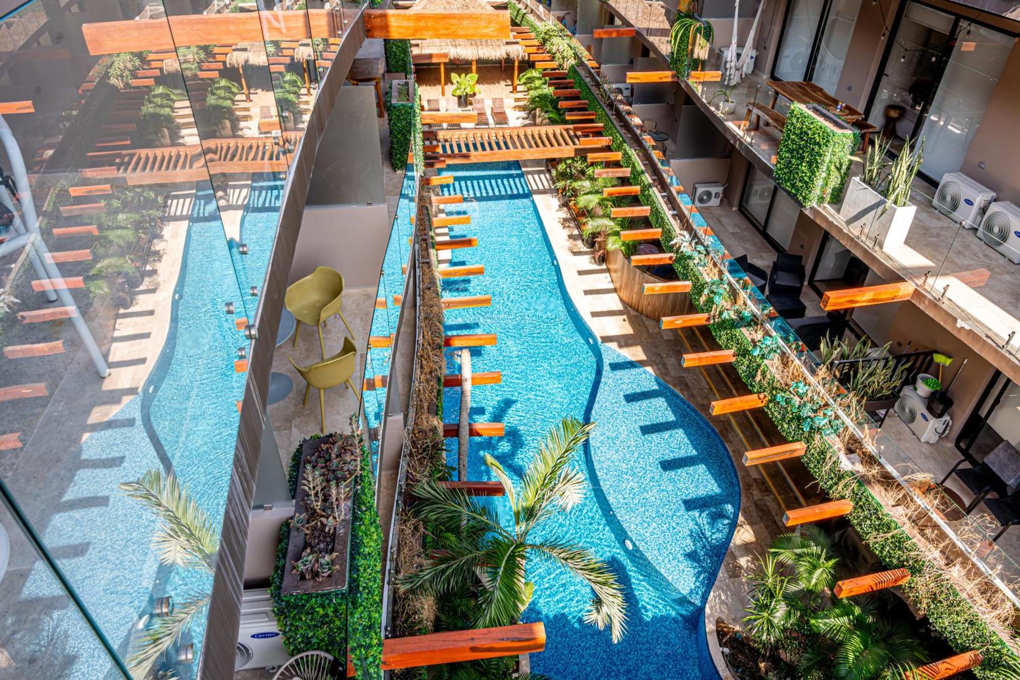 Double Room Pool View