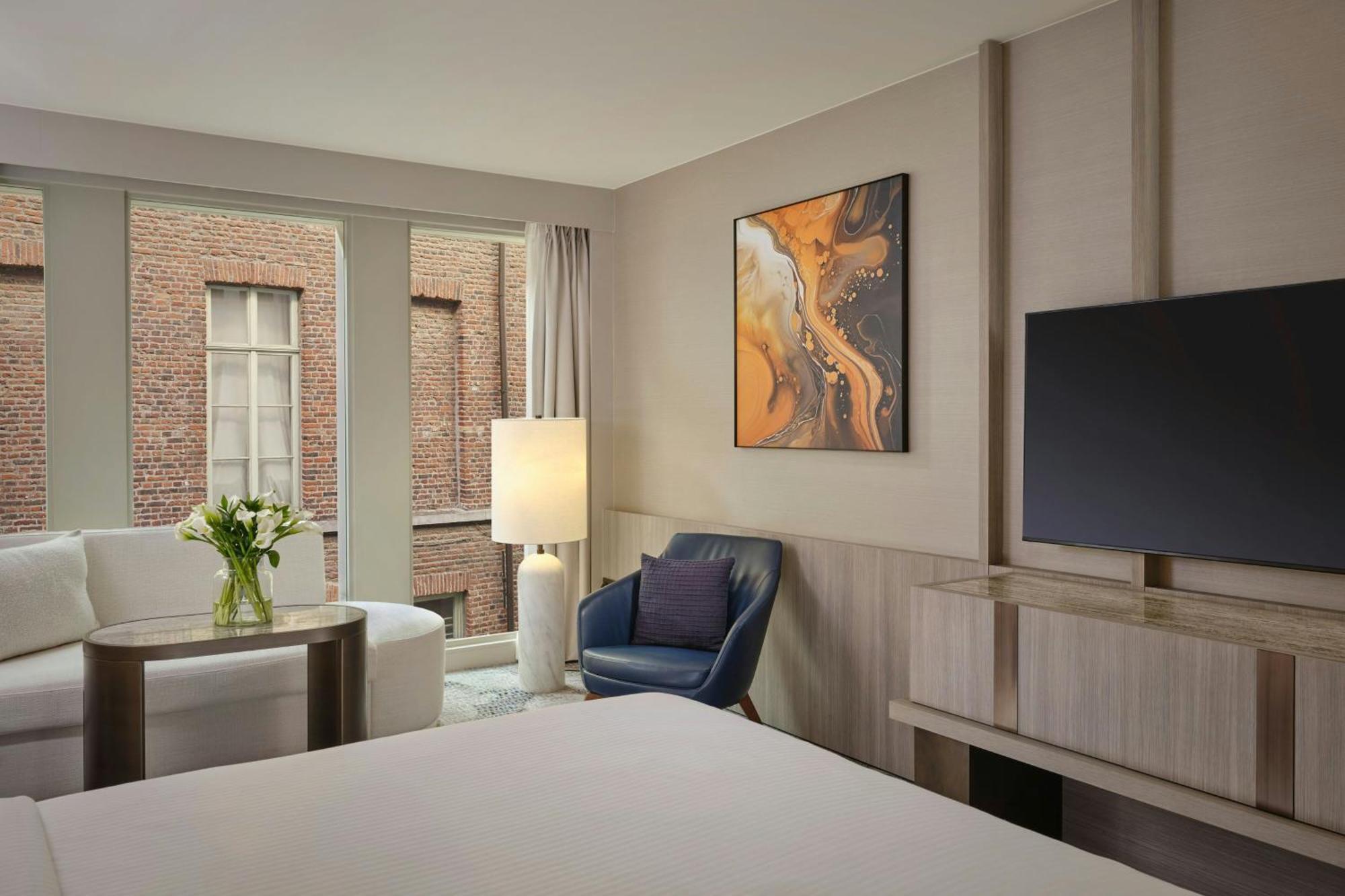 Deluxe King Room