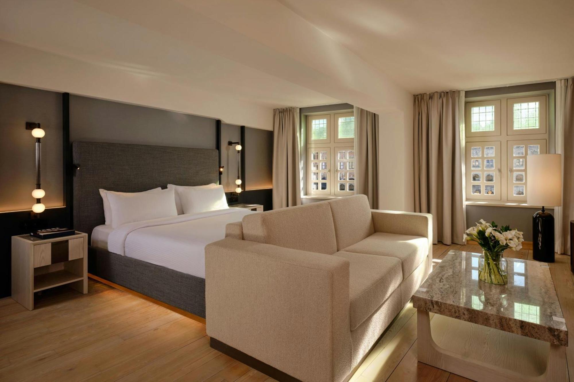 Prestige Canal View Room 1 King