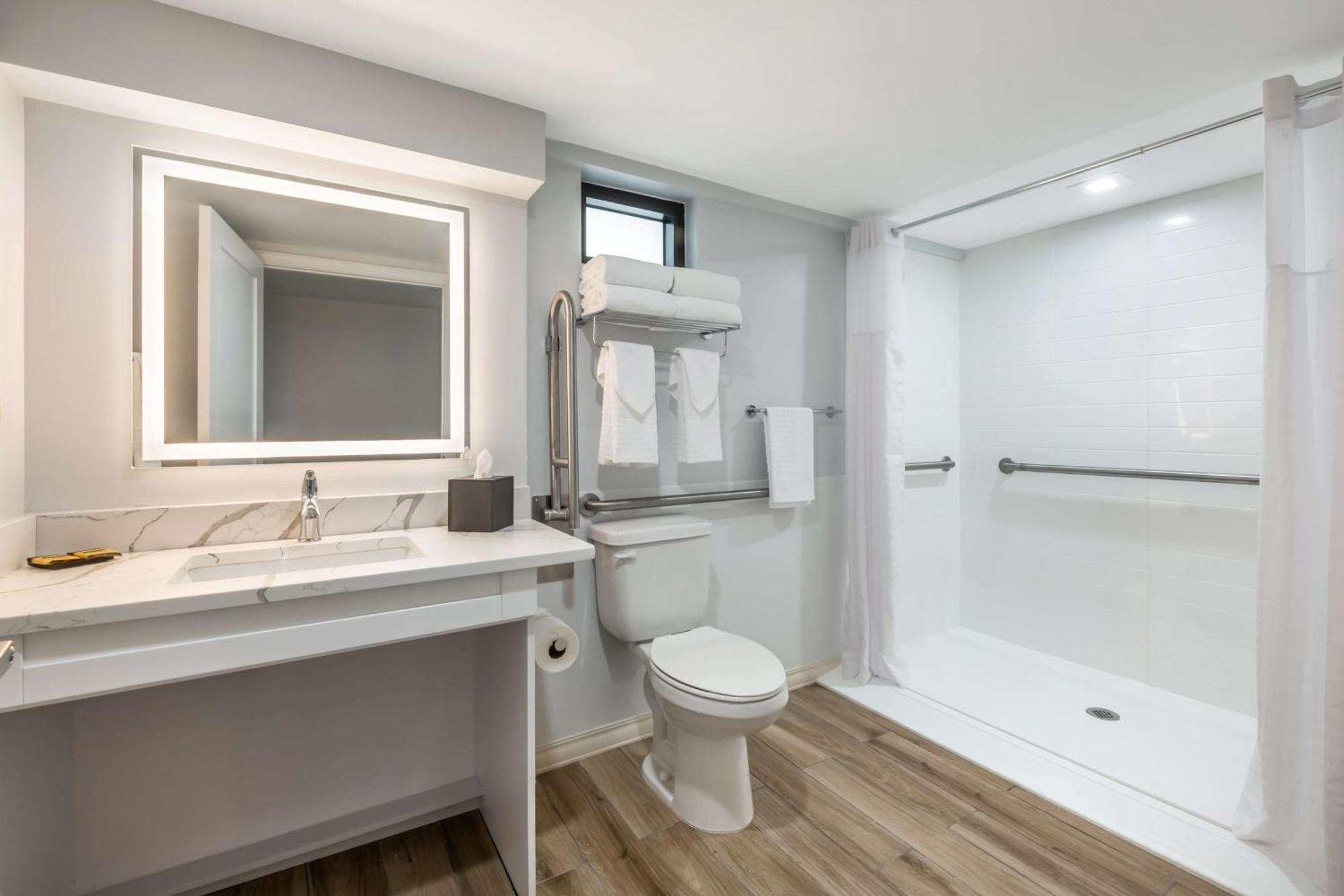 Queen Room with Two Queen Beds with Roll-In Shower and Sofa Bed - Disability/Ground Floor/Non-Smoking