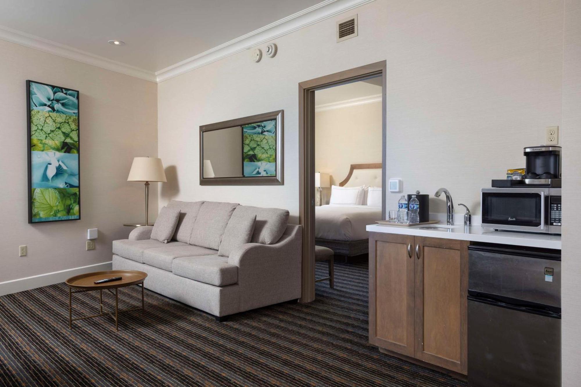 Two-Room Premier King Suite Balcony