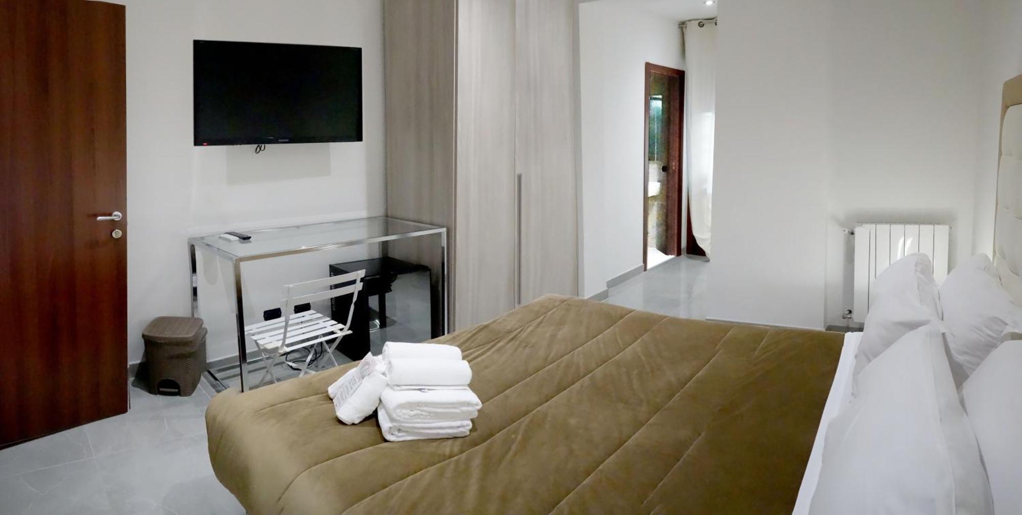 Triple Room with Private Bathroom