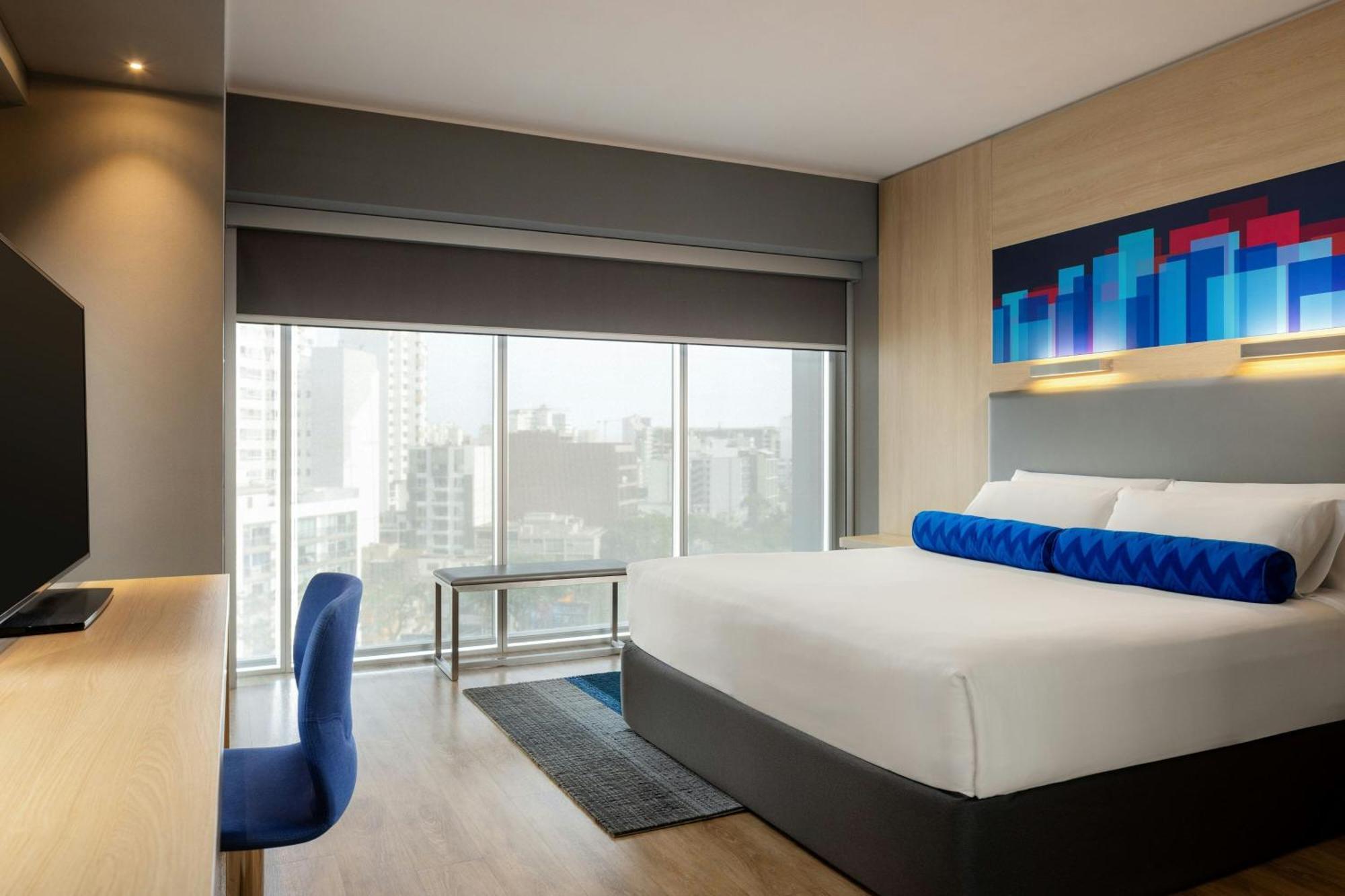 Grand Deluxe King Room