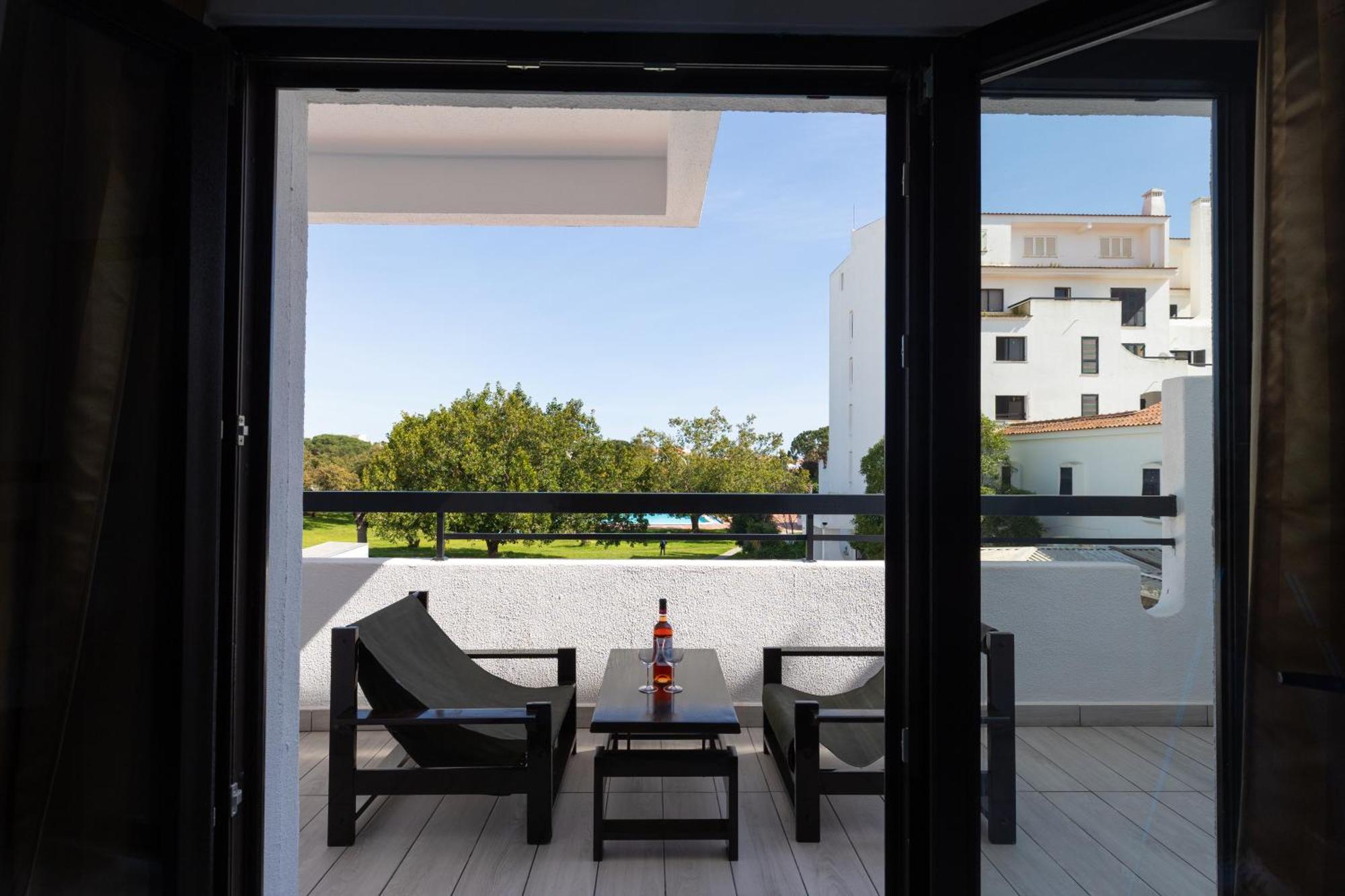 Studio Appartement met Balkon