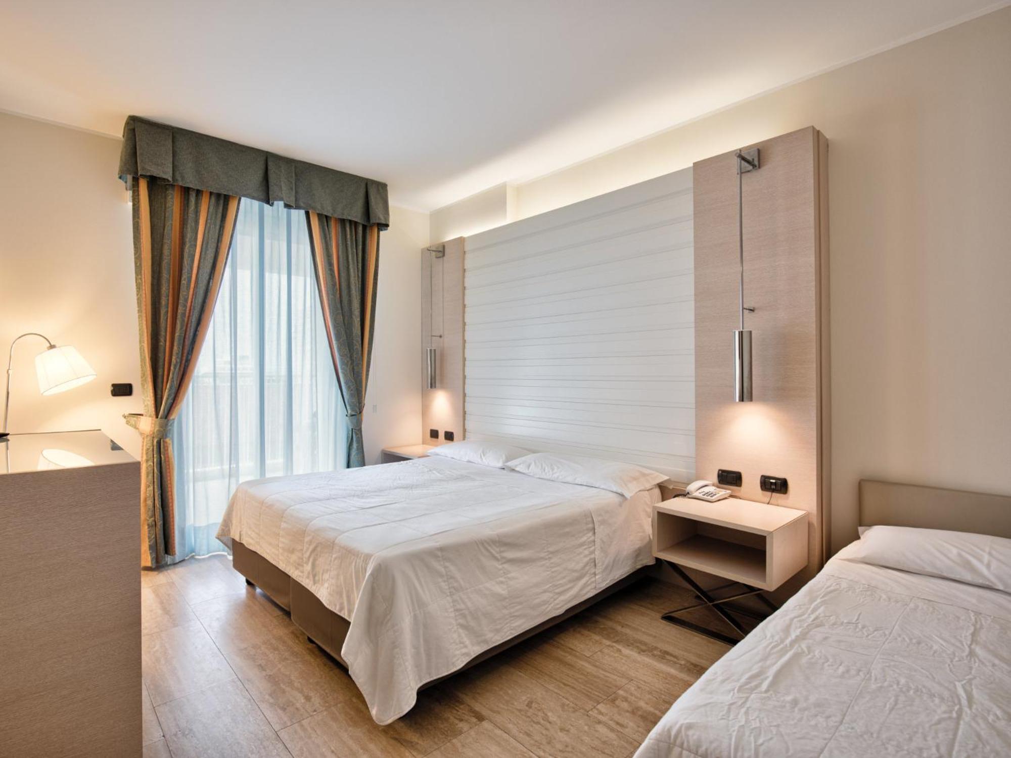 Double or Twin Room with Private Bathroom
