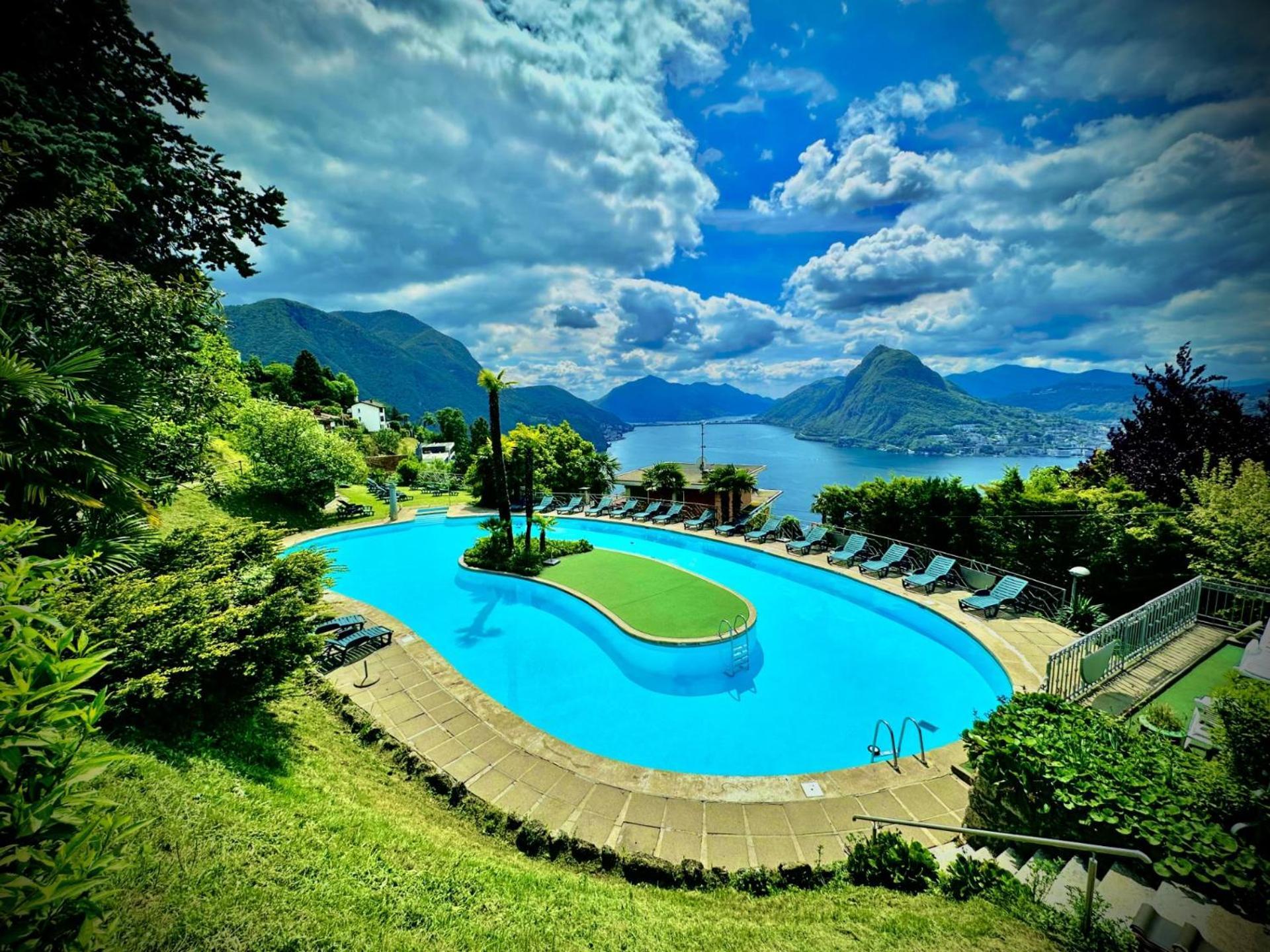 Triple Room Lake View Balcony