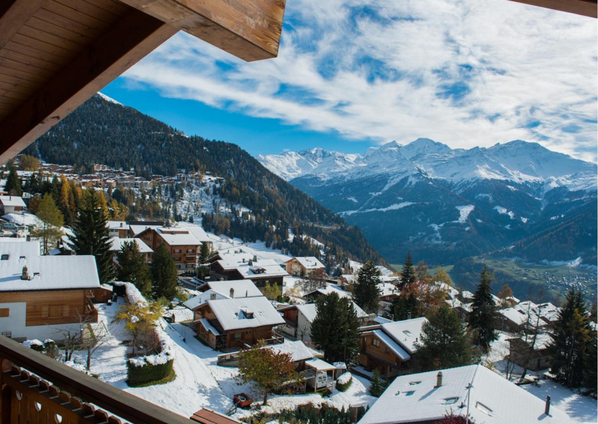 Two-Bedroom Apartment Penthouse Petit Combin