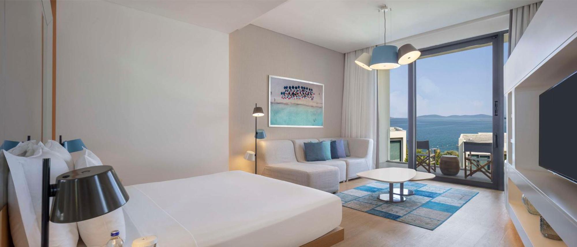 Premium Zimmer mit Kingsize-Bett, Balkon und Meerblick