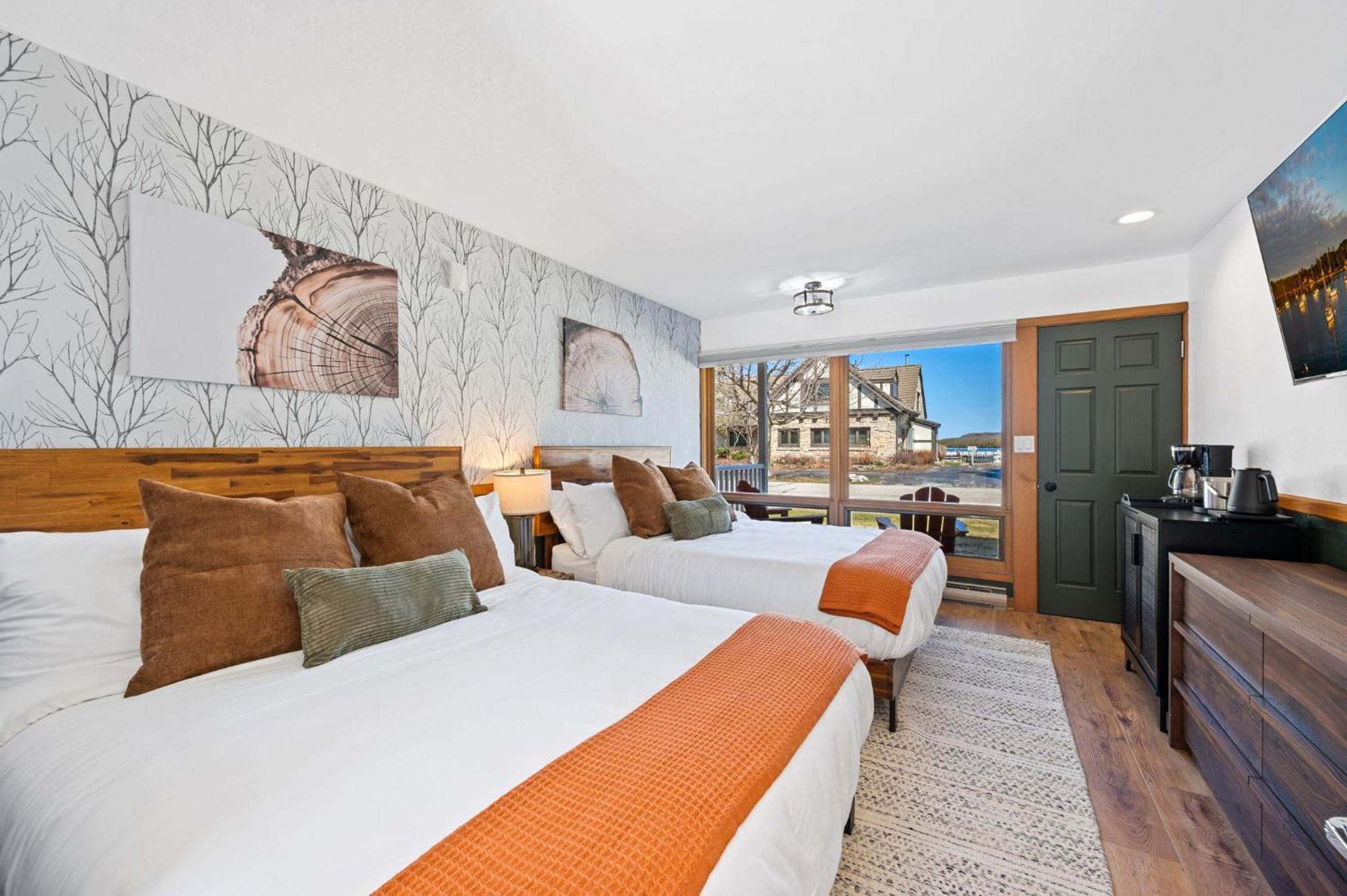 Queen Room