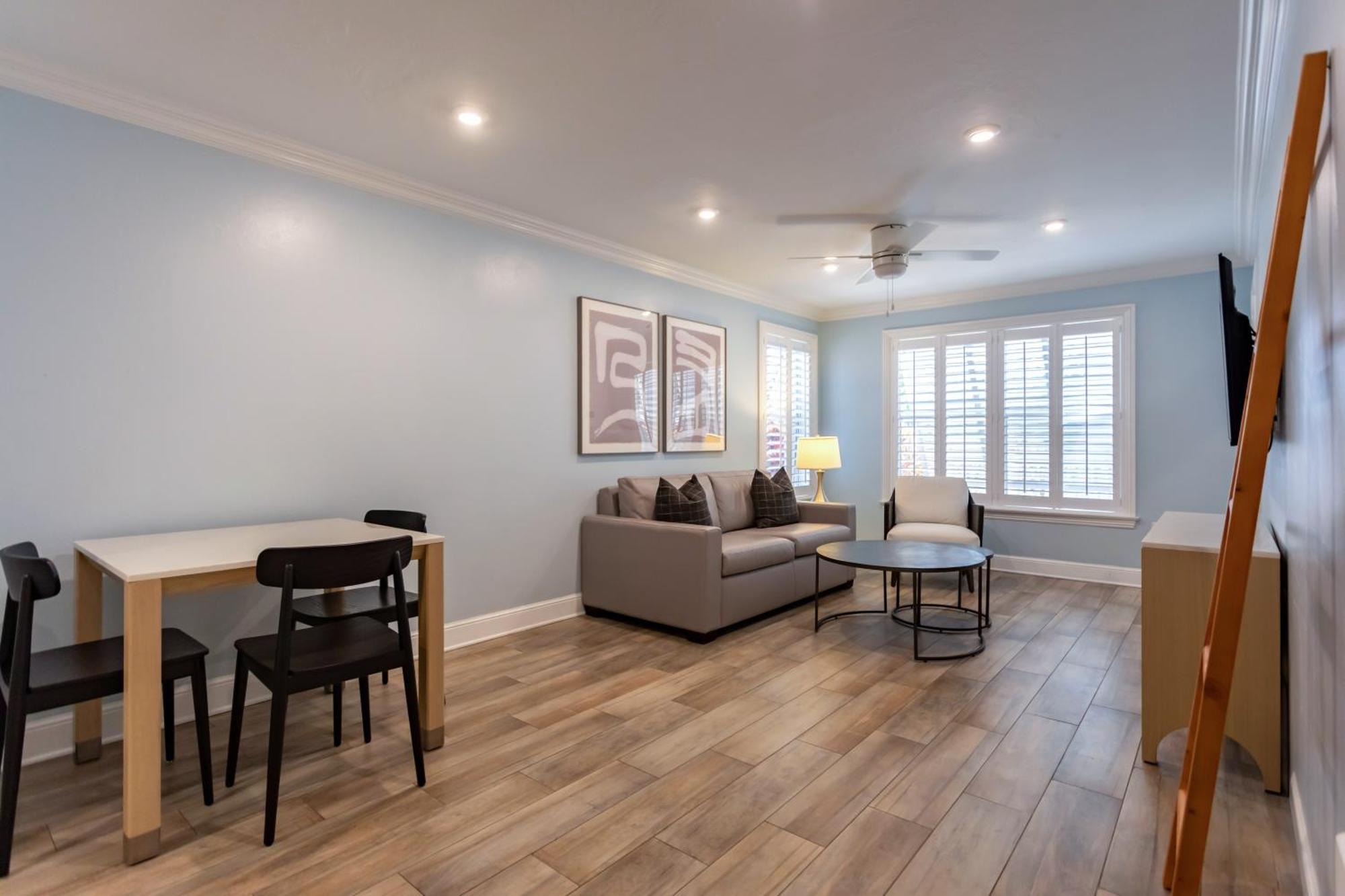 ADA Accessible One-Bedroom Suite