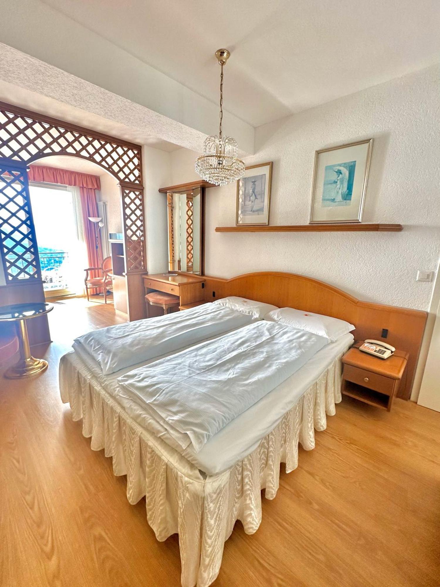 Double Room Lake View Balcony