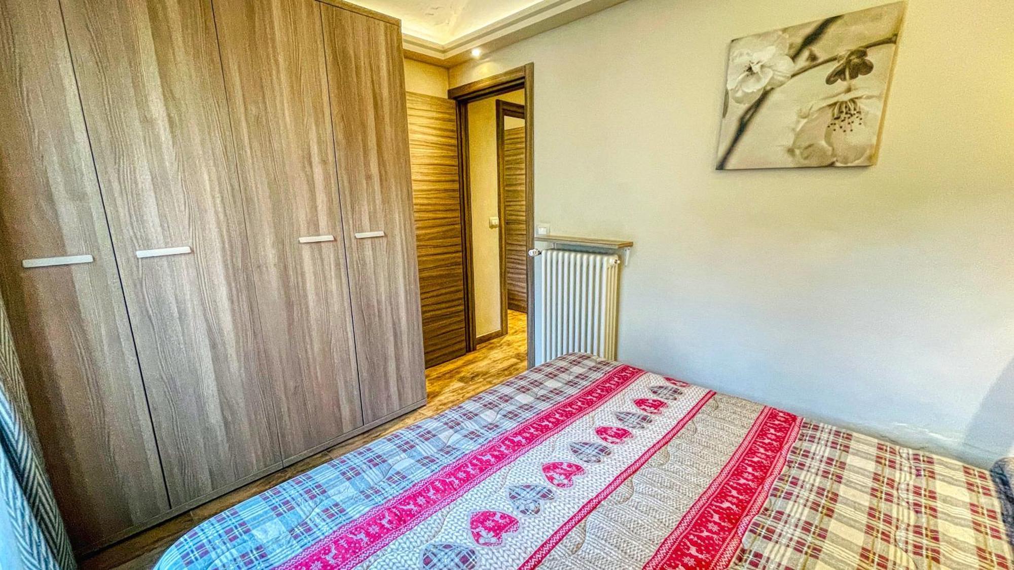 One-Bedroom Apartment (4 Adults)