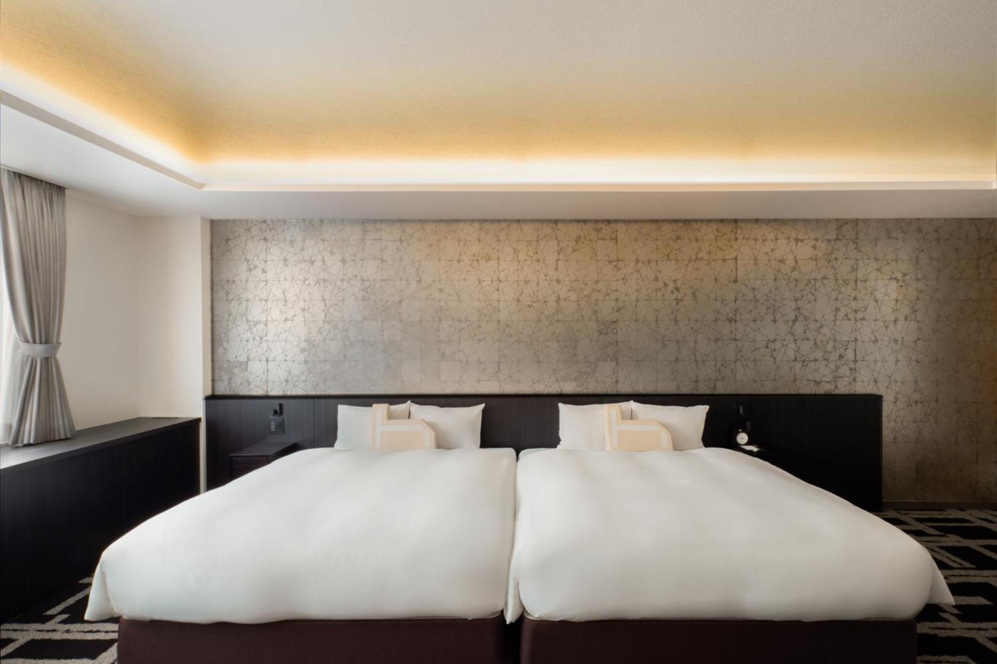 Deluxe Queen Room with Two Queen Beds