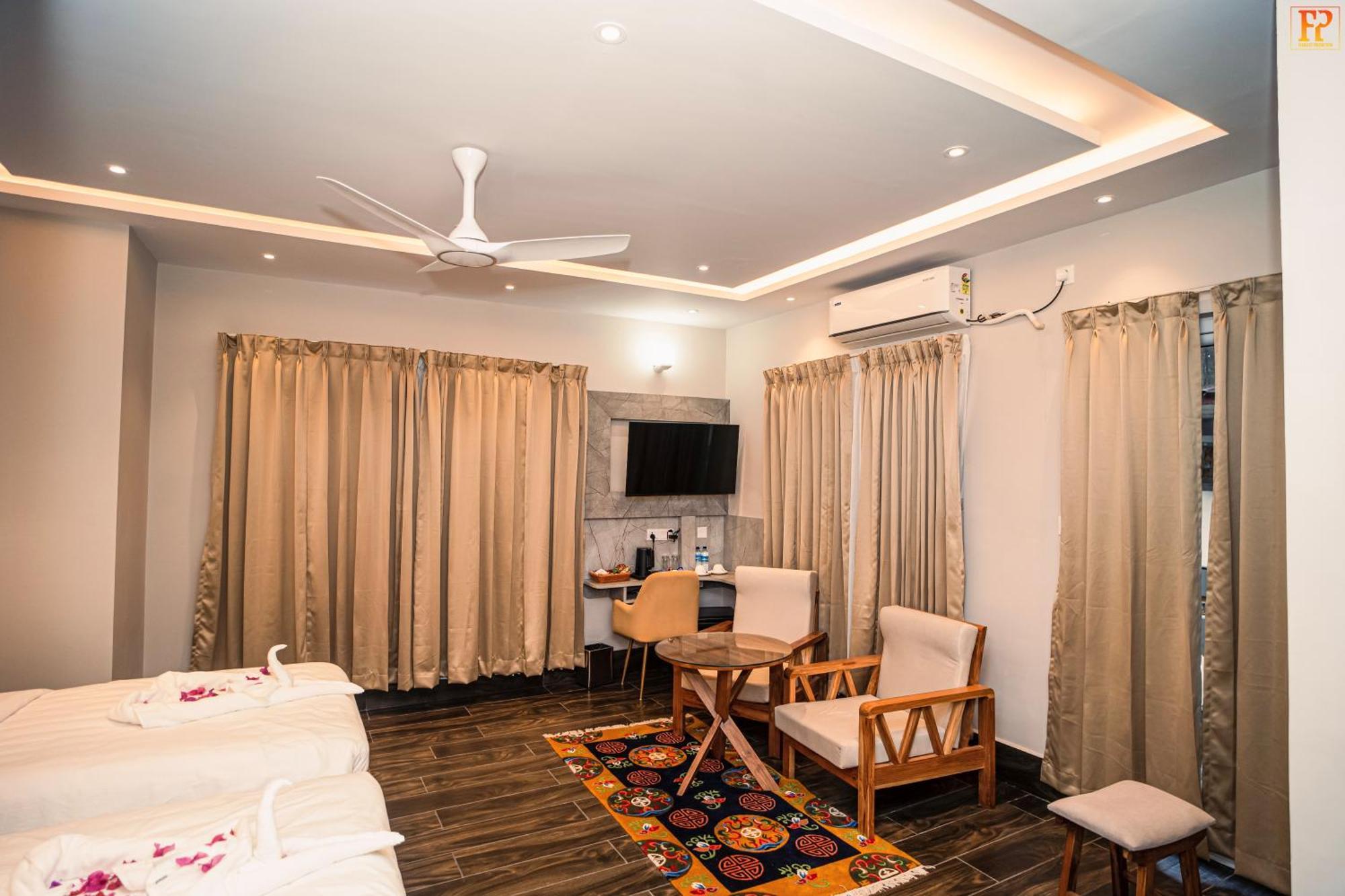 Junior Suite with Balcony,1663641028:JPEG