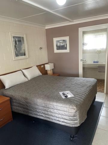 Queen Room - Disability Access