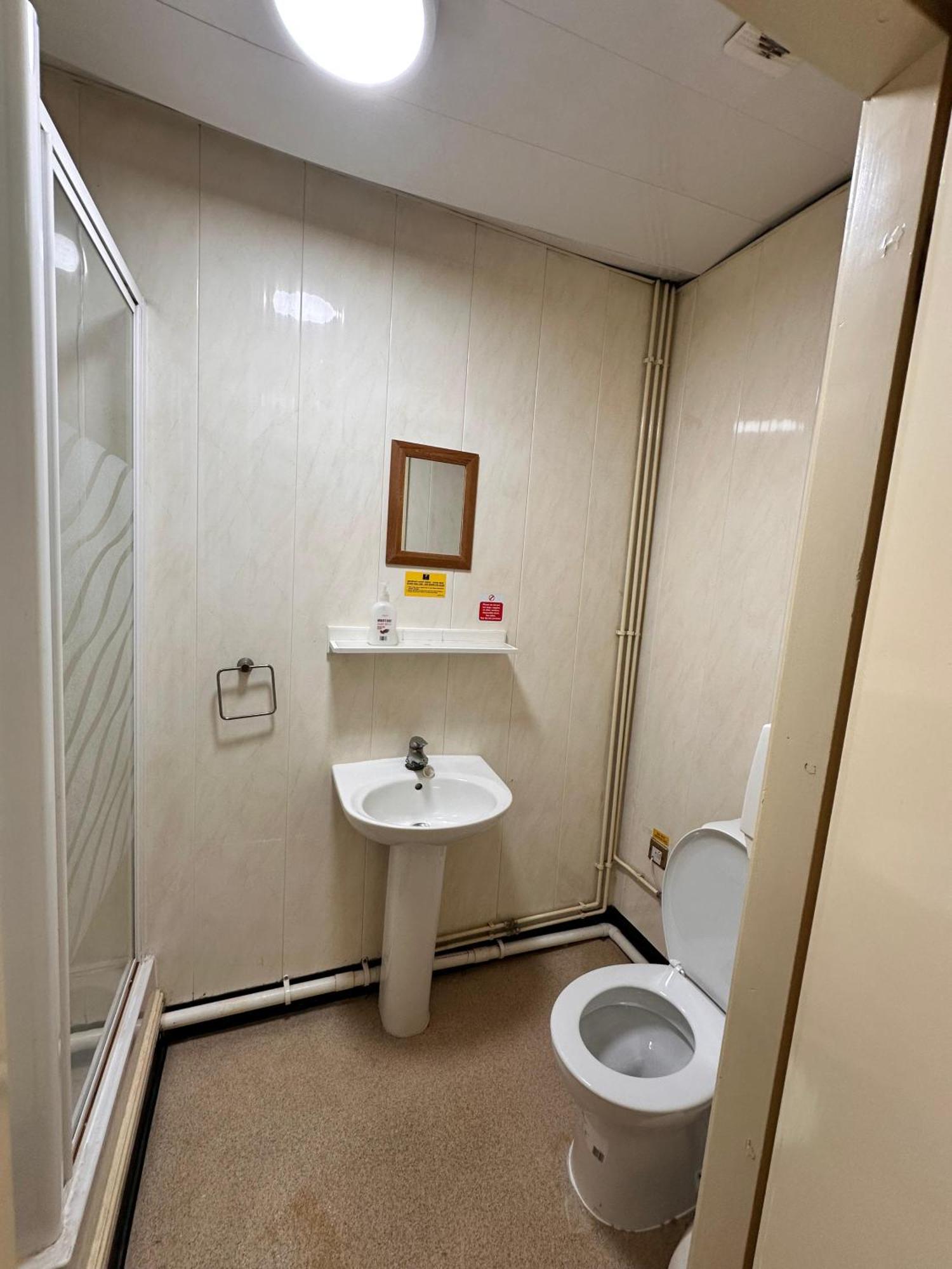 Single Room with Shared Bathroom