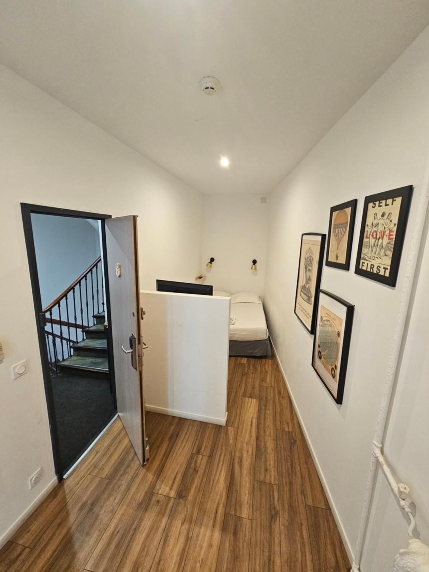 Single Room,1686422205:JPEG