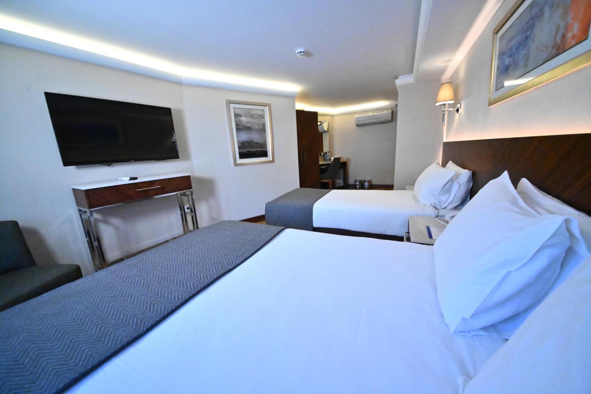 Standard King Room