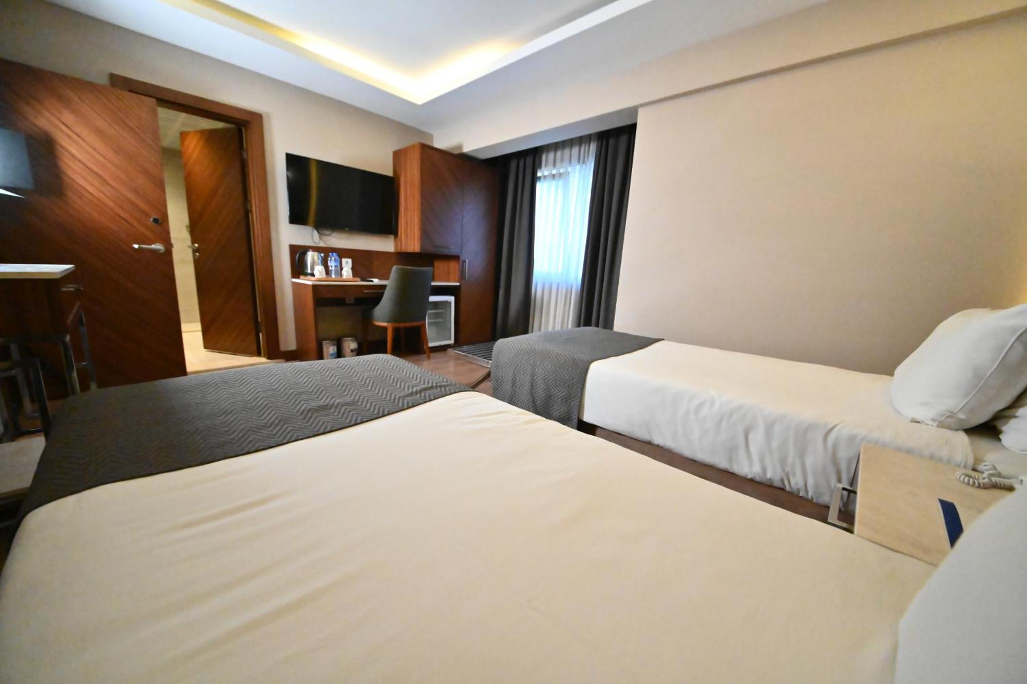 Standard King Room