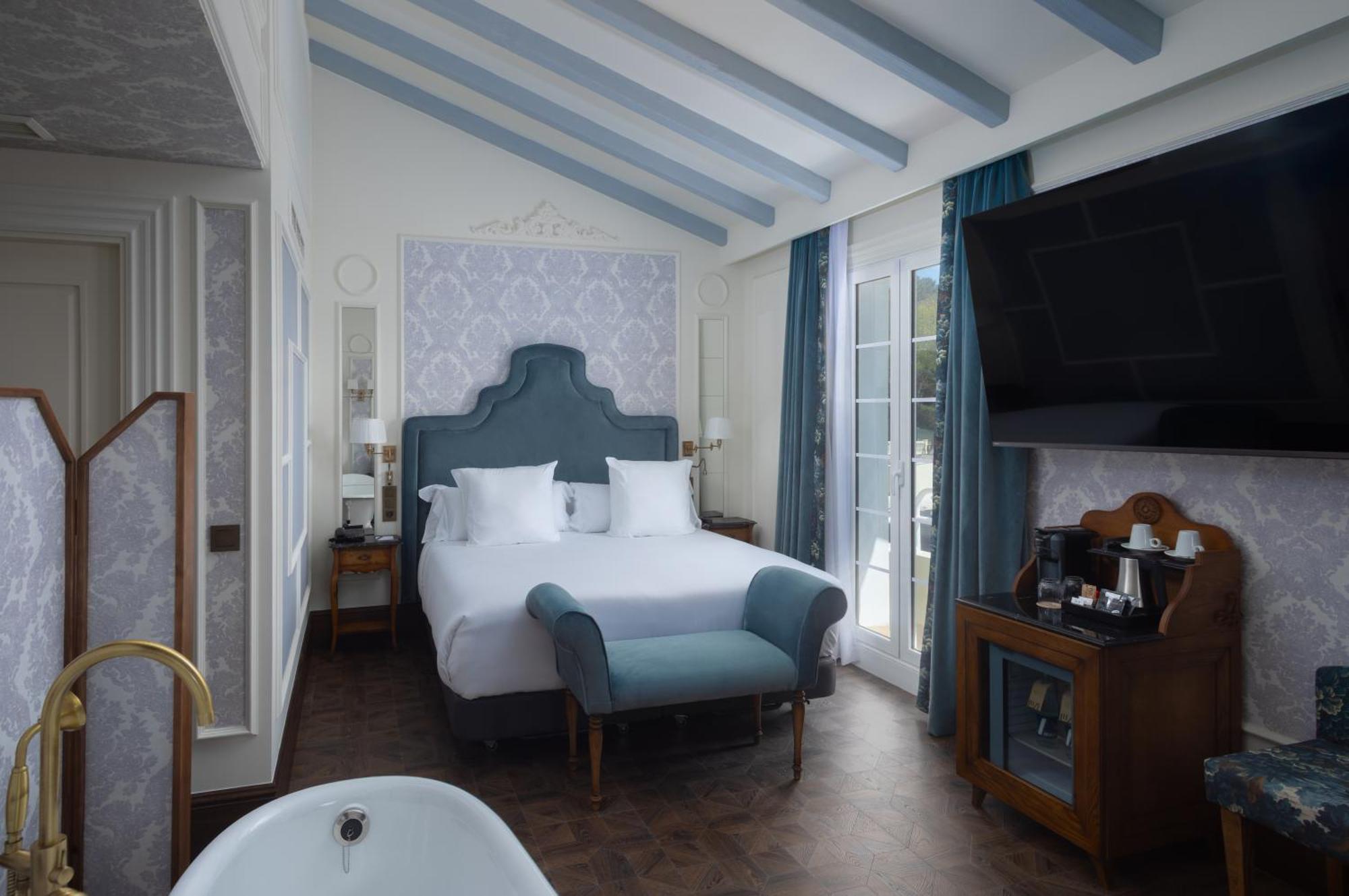 Junior Suite Garden View